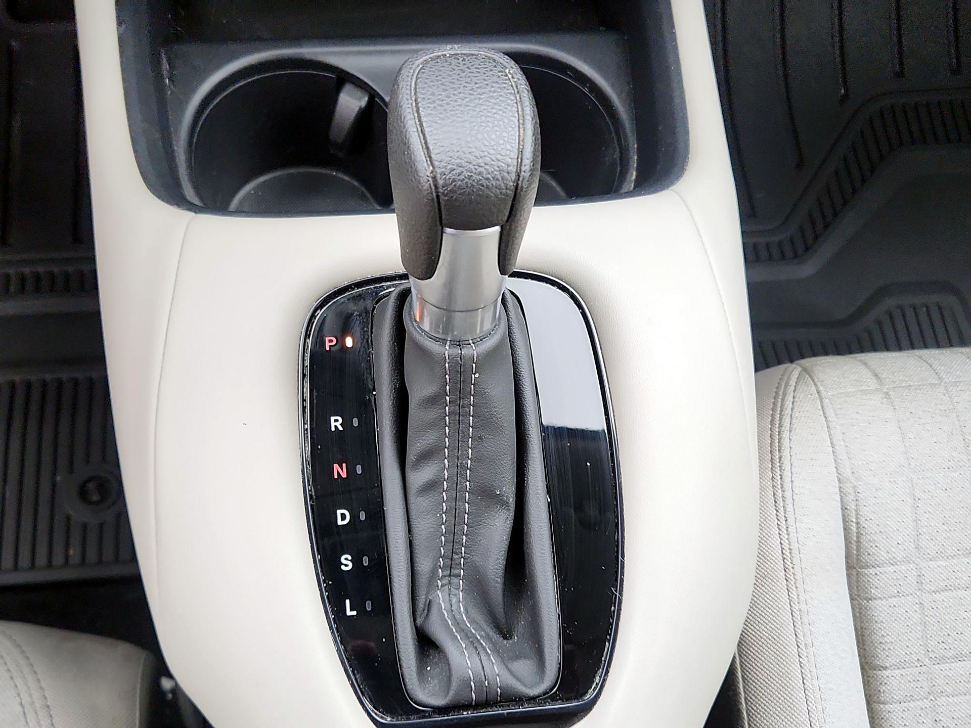 Thumbnail: 2023 Honda HR-V - 16