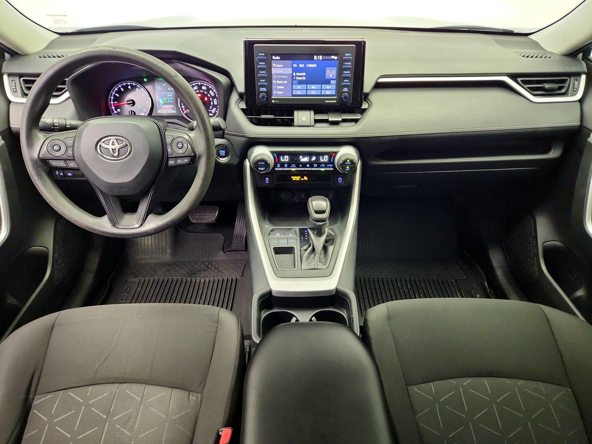 Thumbnail: 2021 Toyota RAV4 - 9