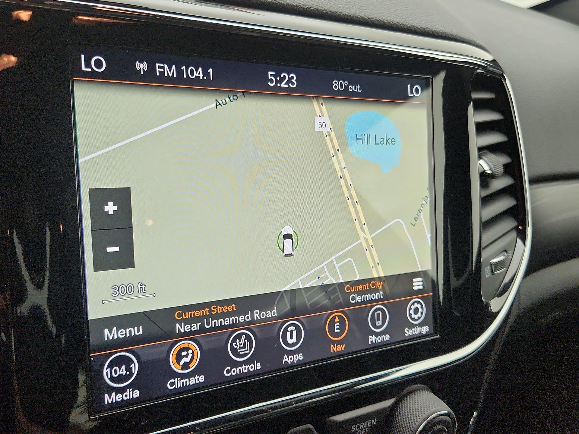 Thumbnail: 2021 Jeep Grand Cherokee - 14