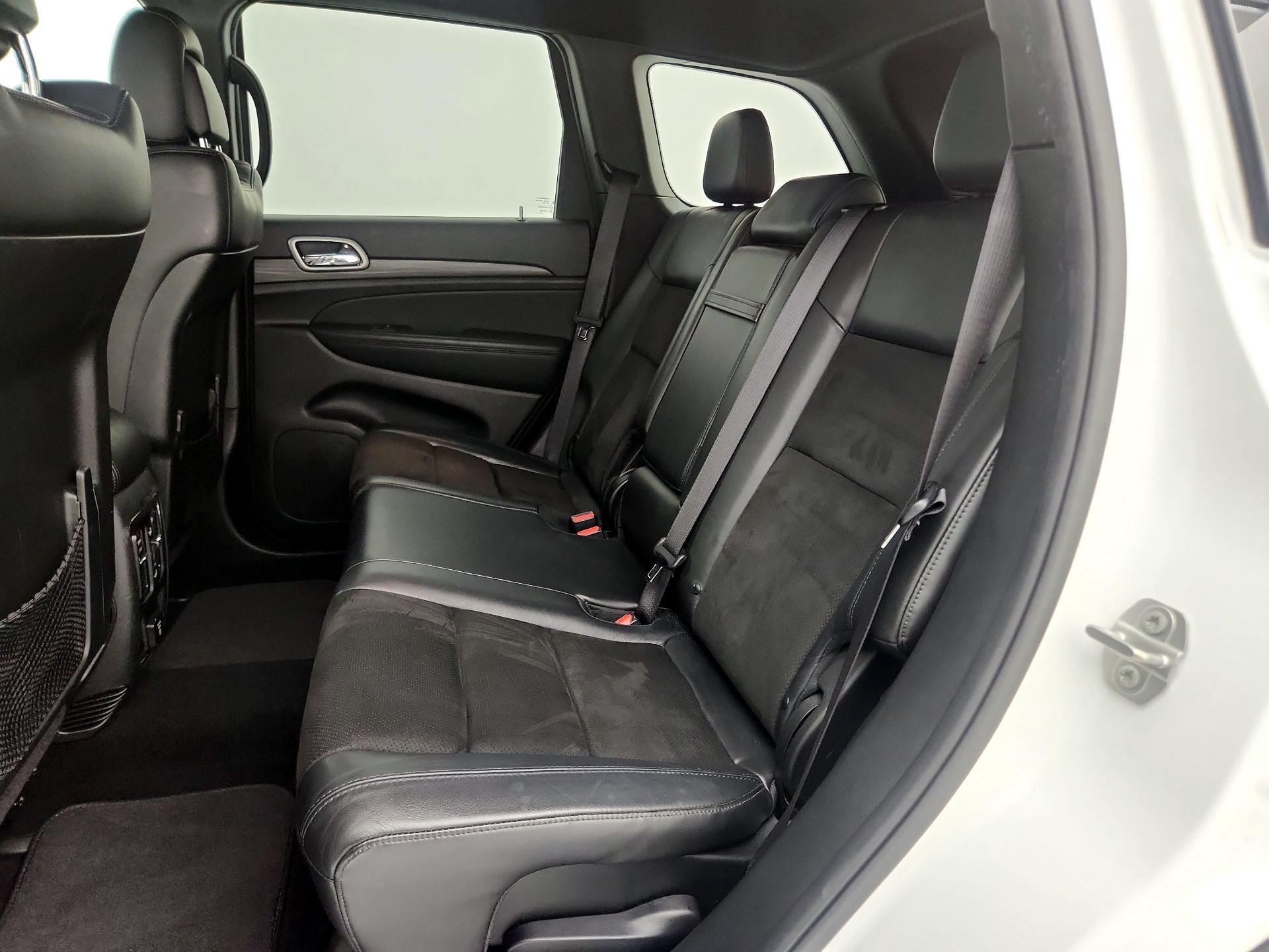 Thumbnail: 2021 Jeep Grand Cherokee - 20