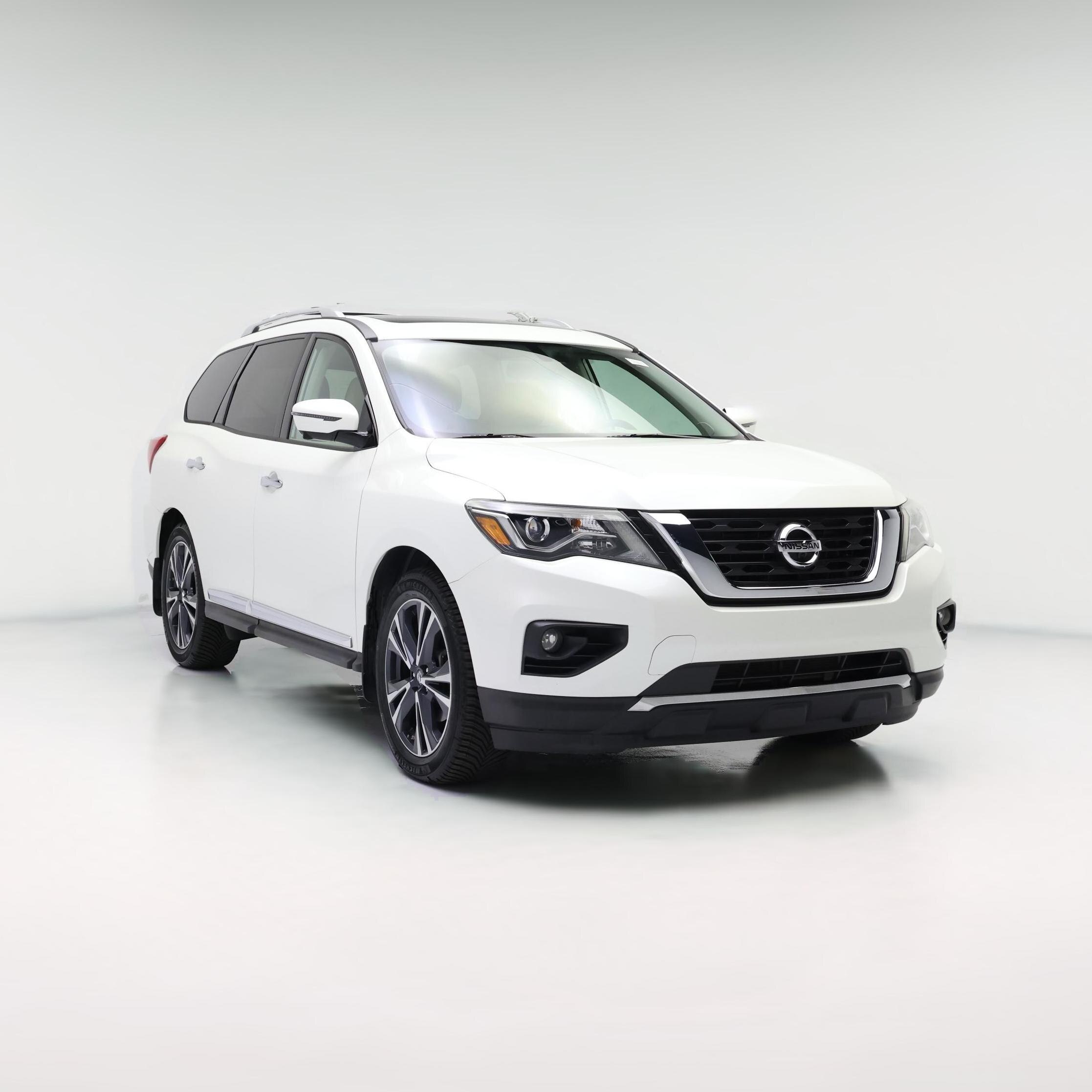 Thumbnail: 2017 Nissan Pathfinder - 1