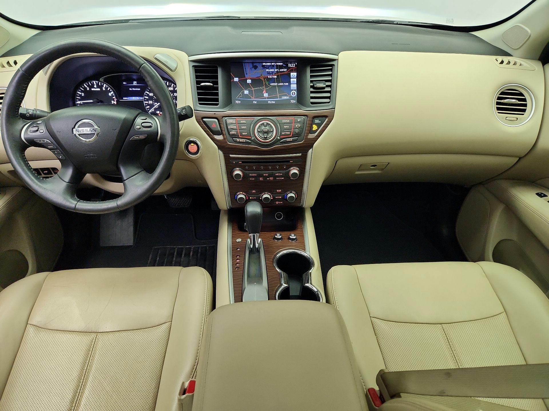 Thumbnail: 2017 Nissan Pathfinder - 9