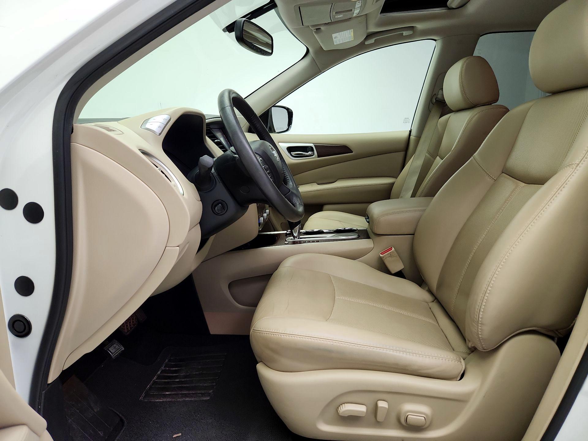 Thumbnail: 2017 Nissan Pathfinder - 11