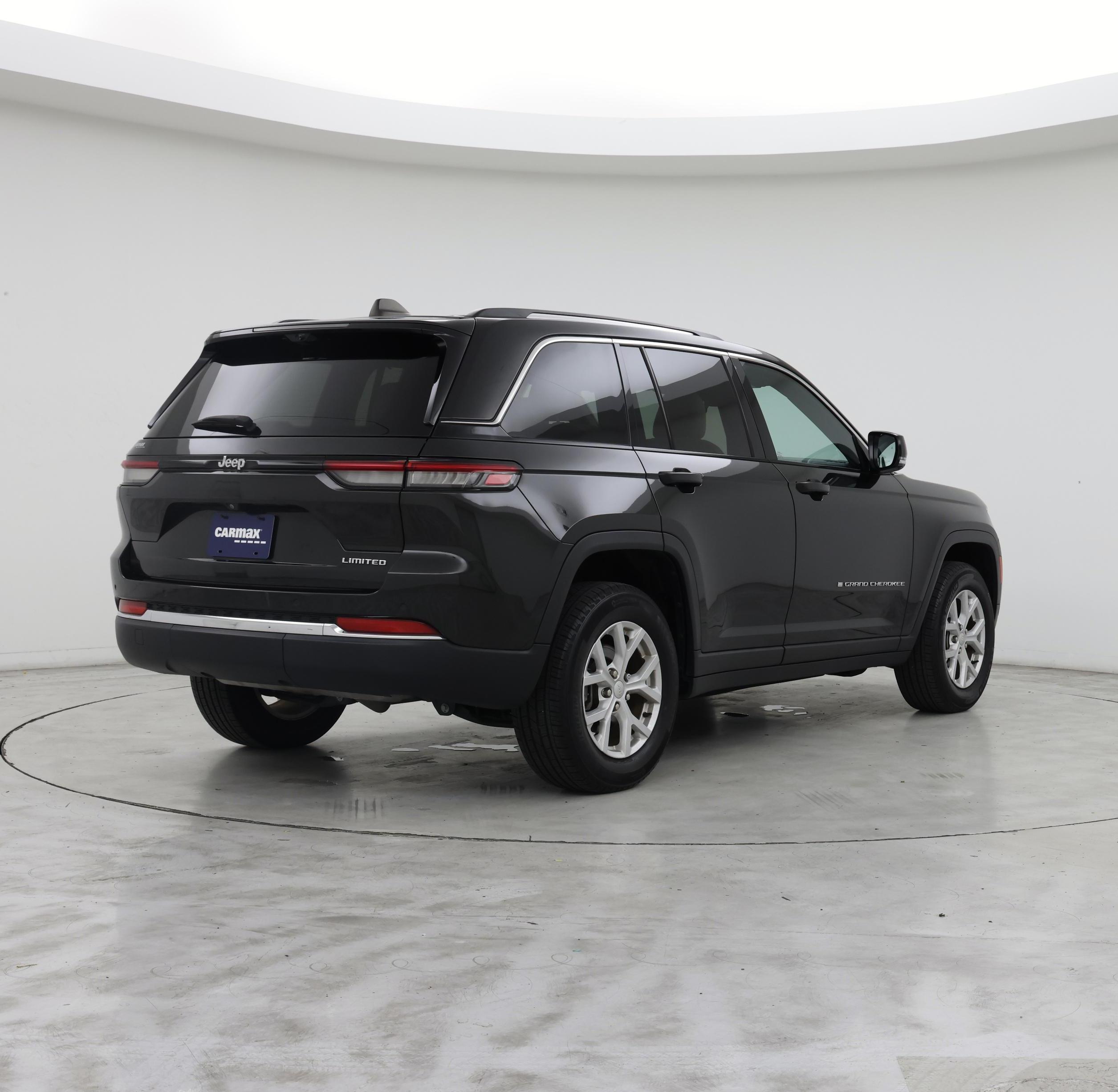 Thumbnail: 2023 Jeep Grand Cherokee - 8