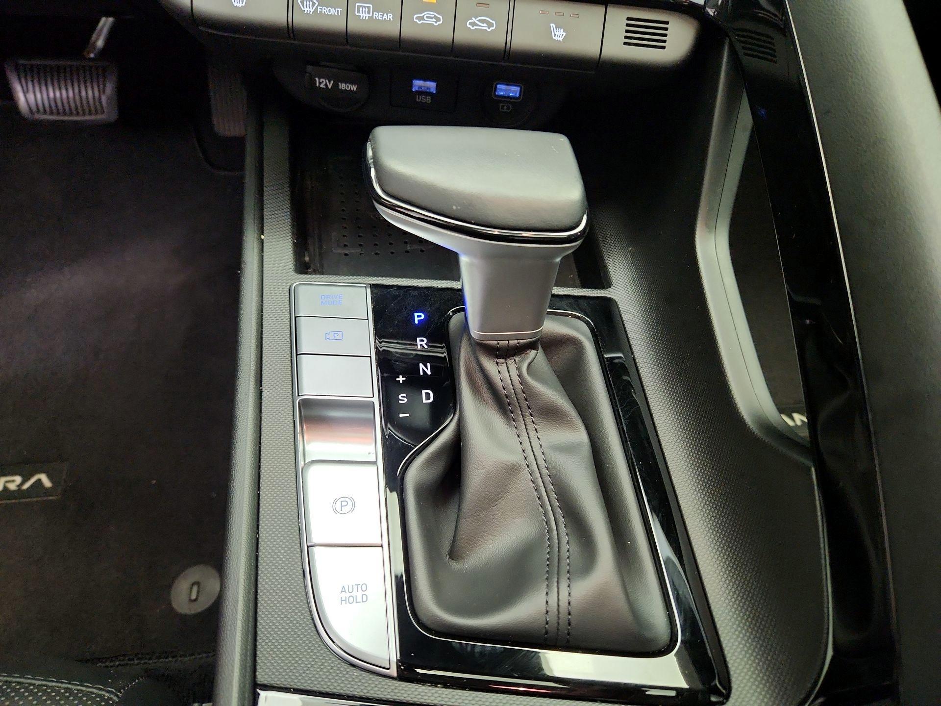 Thumbnail: 2023 Hyundai Elantra - 18