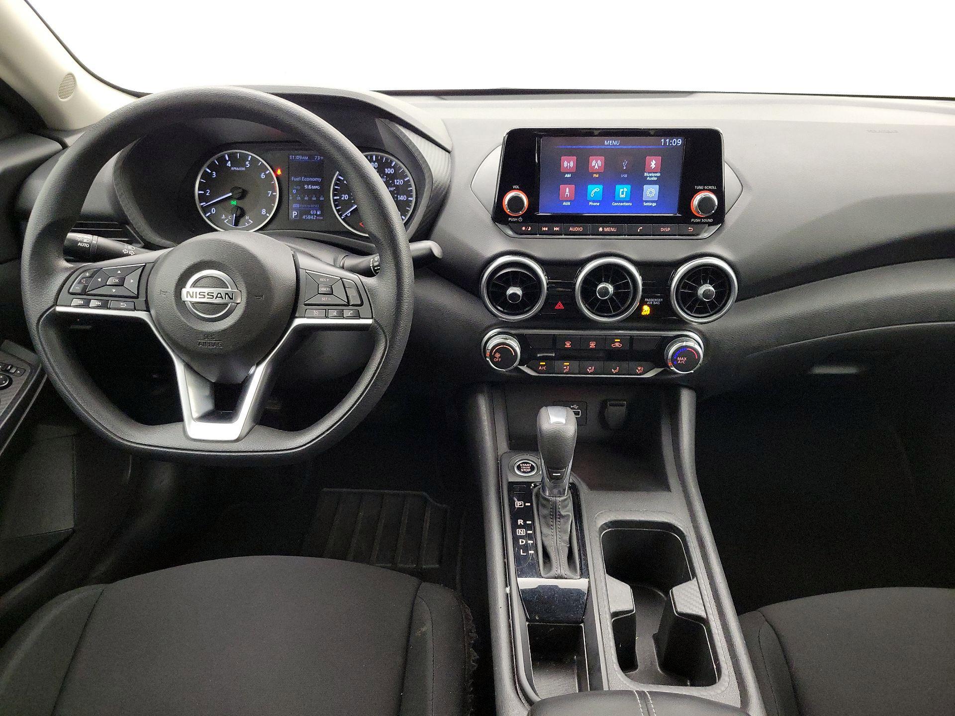 Thumbnail: 2022 Nissan Sentra - 9