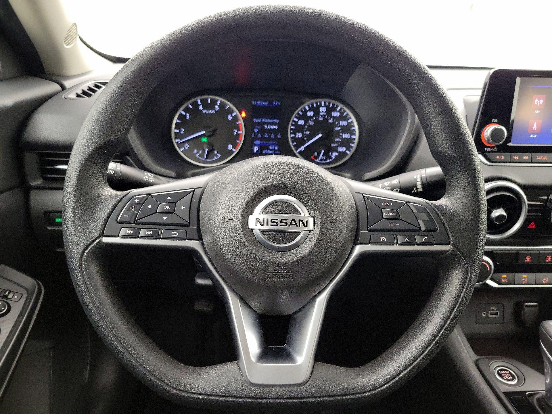 Thumbnail: 2022 Nissan Sentra - 10