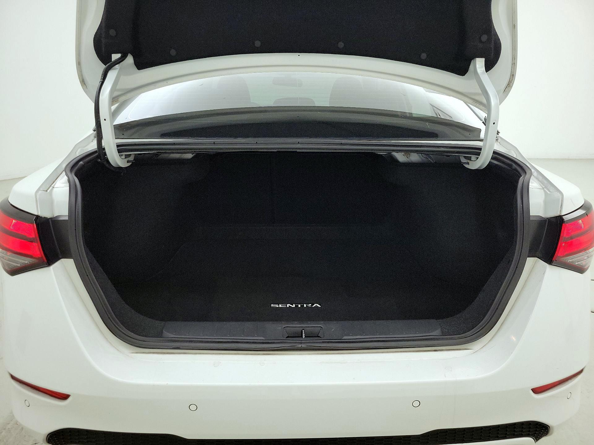 Thumbnail: 2022 Nissan Sentra - 20