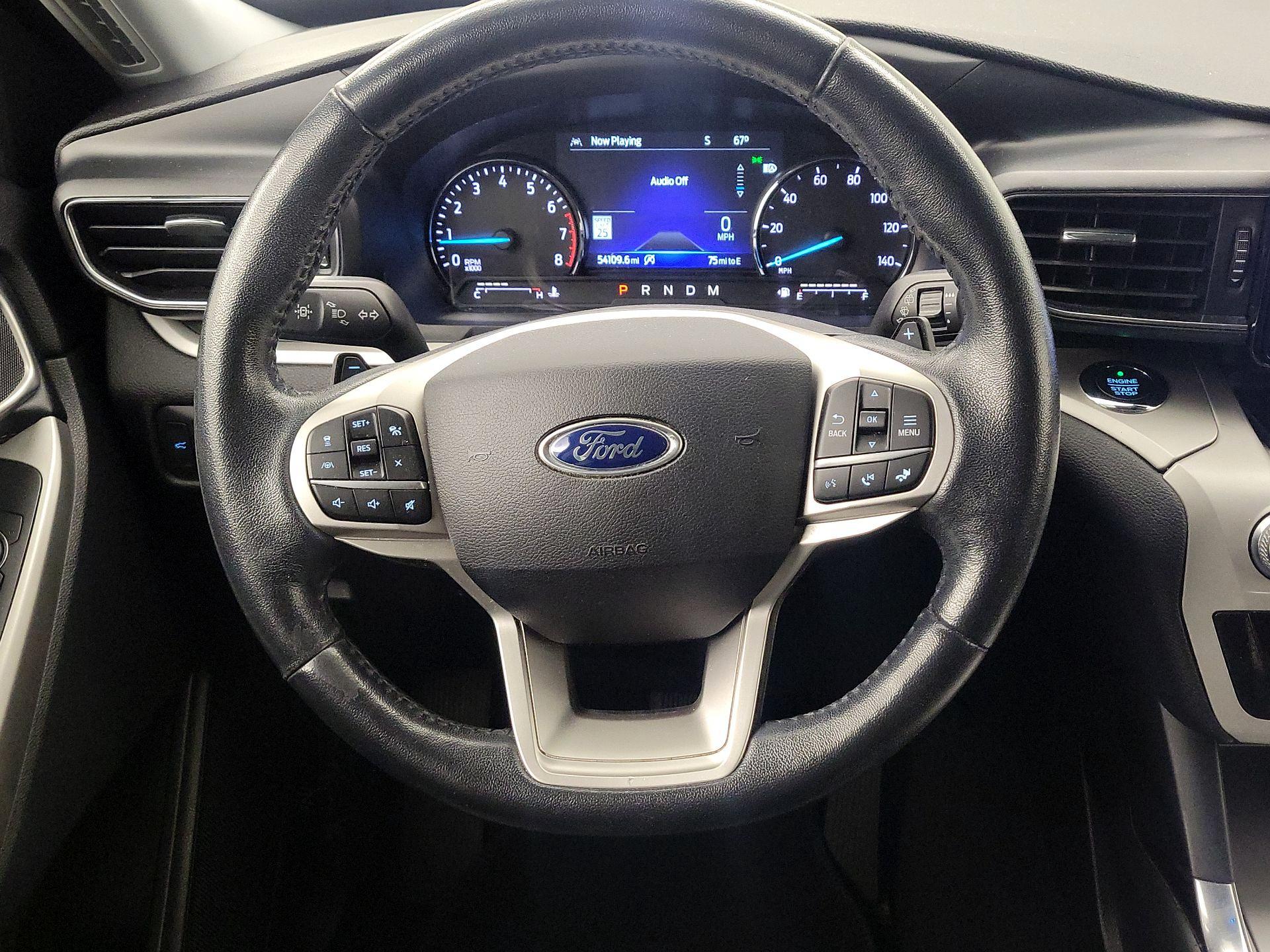 Thumbnail: 2020 Ford Explorer - 10
