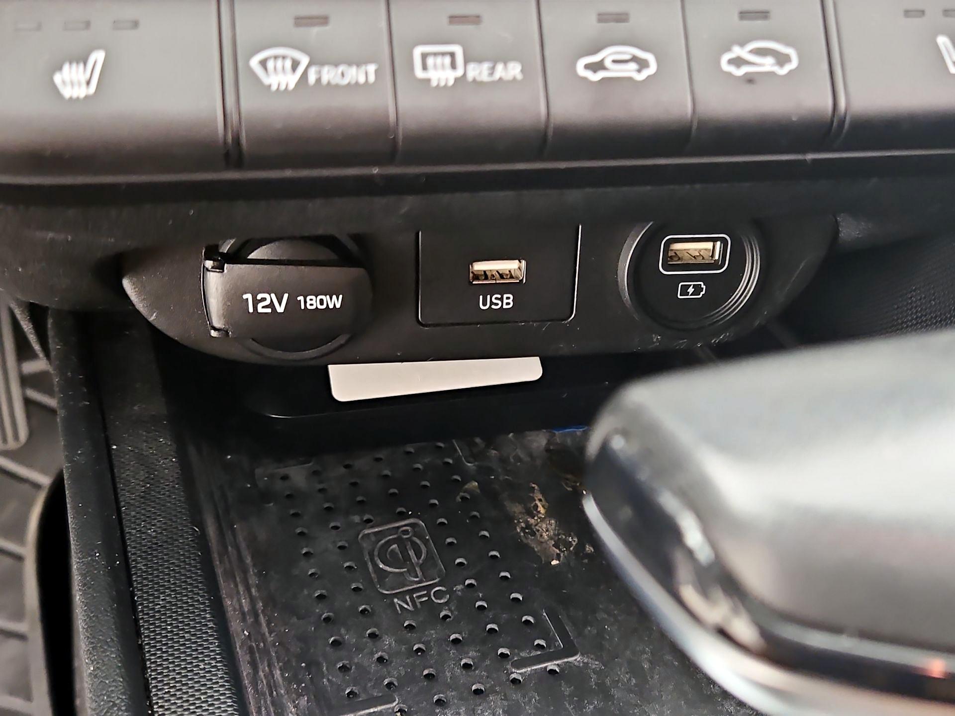 Thumbnail: 2021 Hyundai Elantra - 18