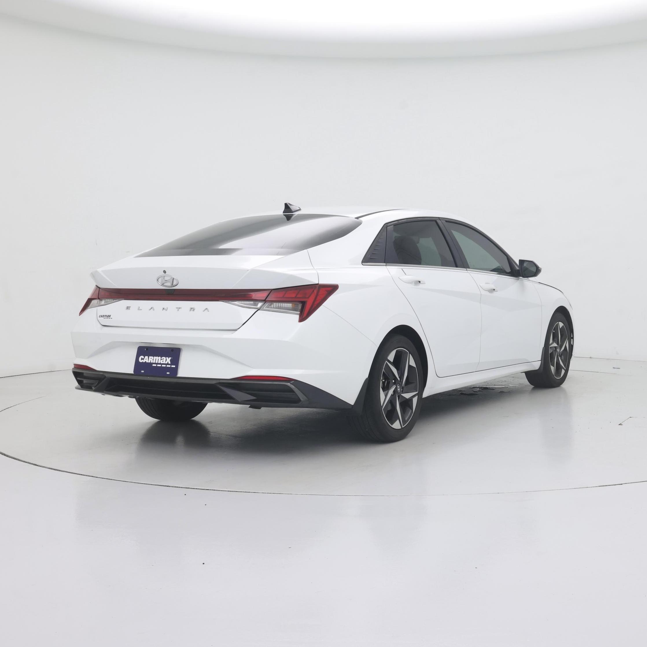 Thumbnail: 2021 Hyundai Elantra - 8
