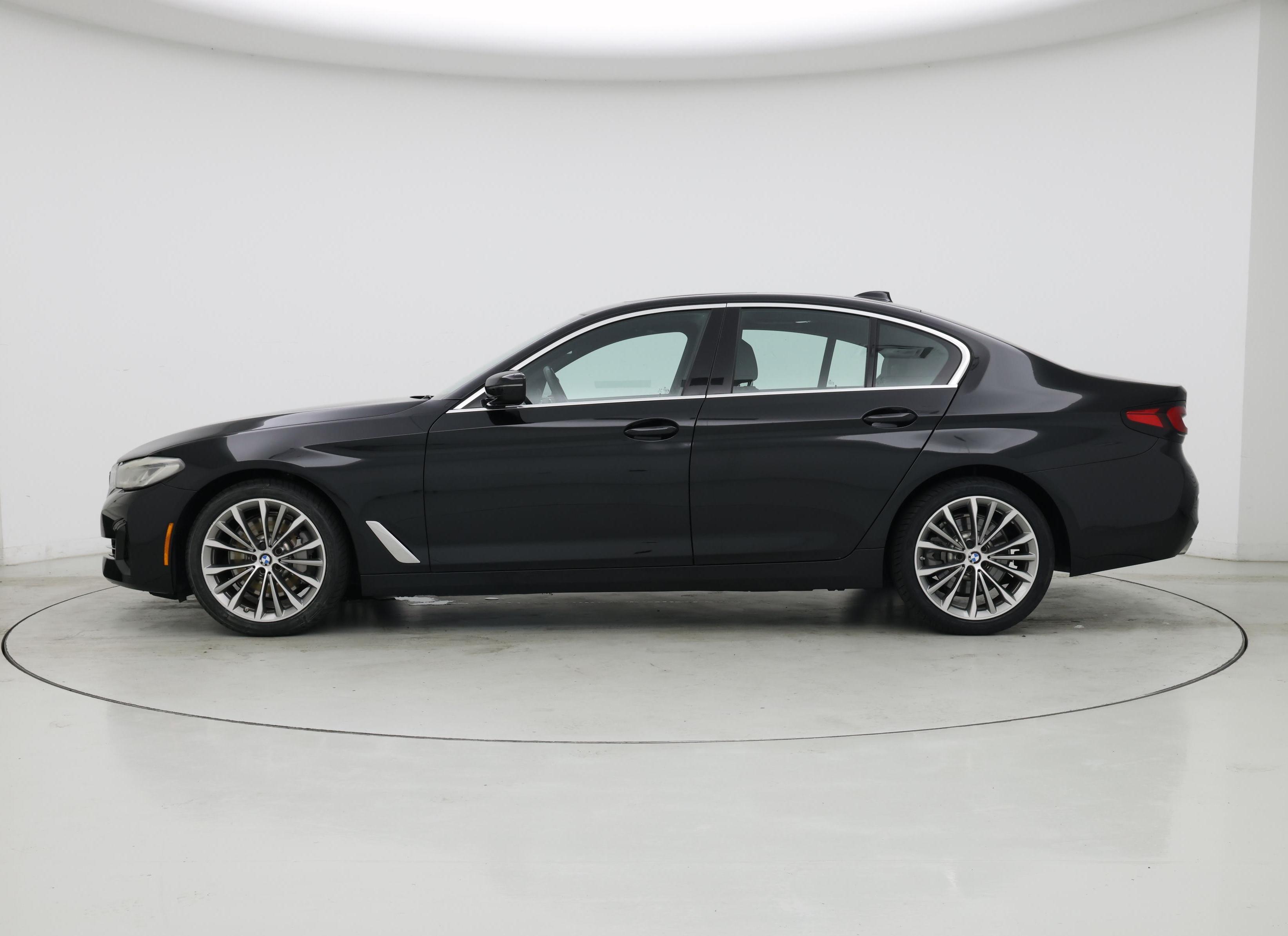 Thumbnail: 2022 BMW 5 Series - 3