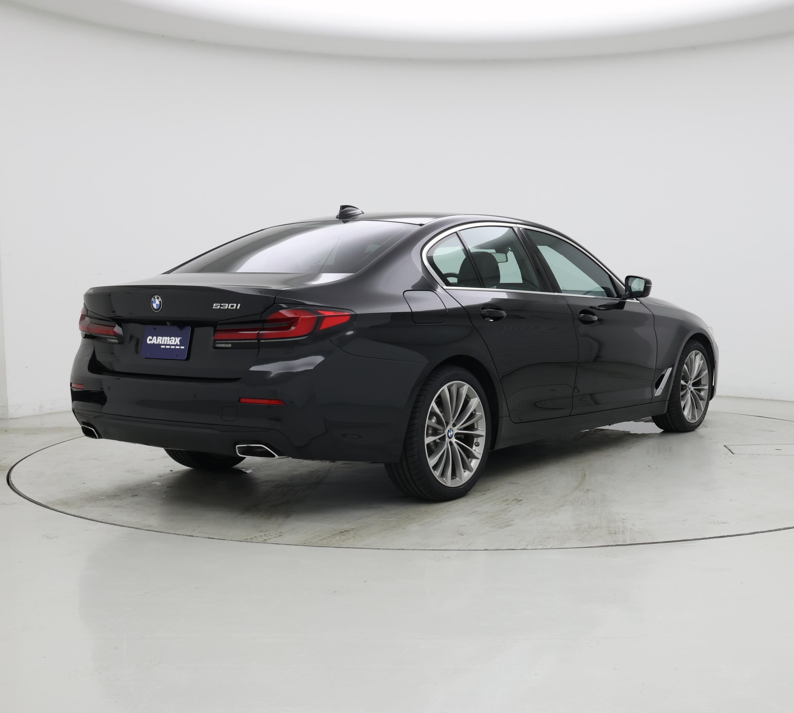 Thumbnail: 2022 BMW 5 Series - 8
