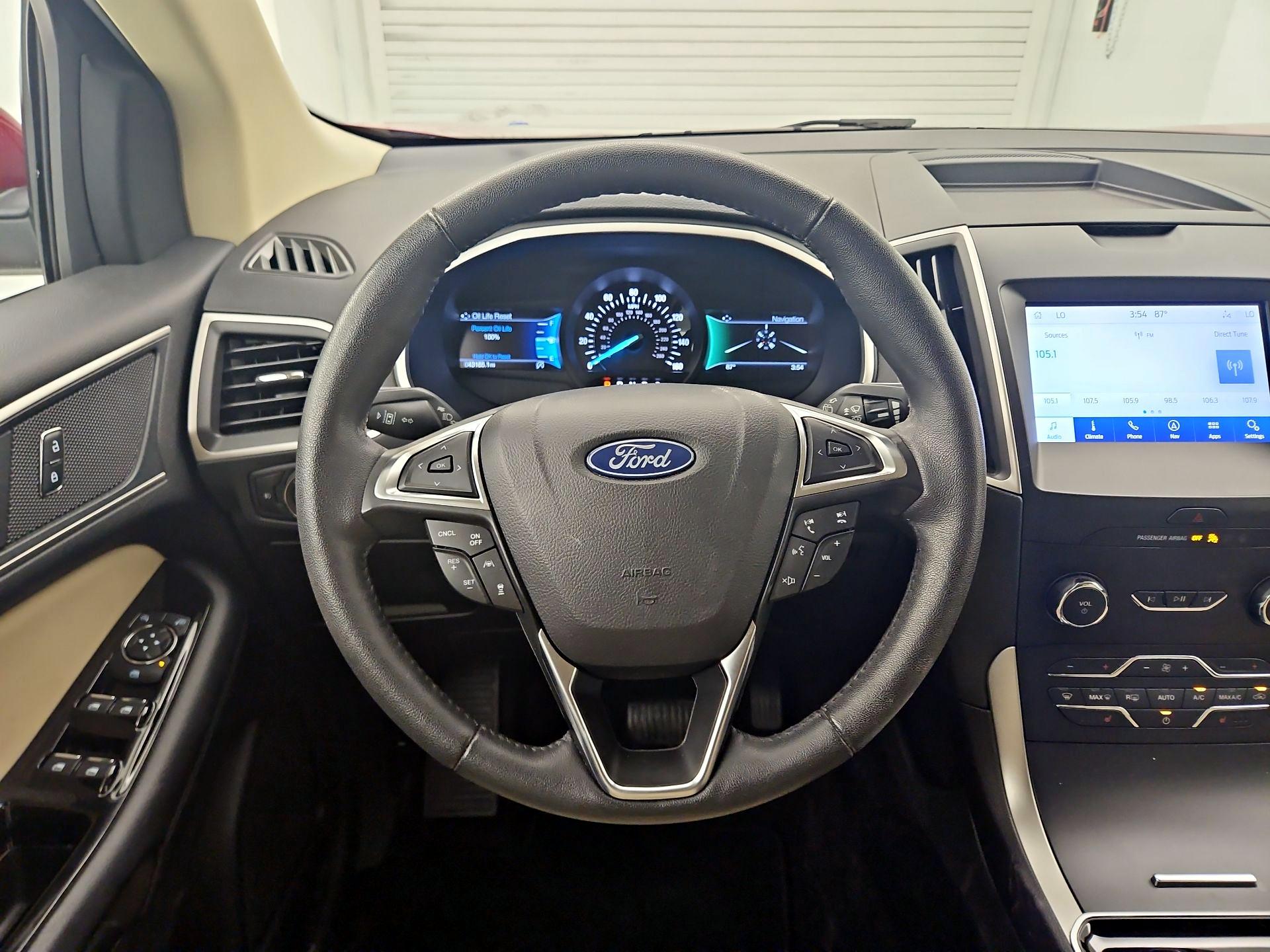 Thumbnail: 2020 Ford Edge - 10