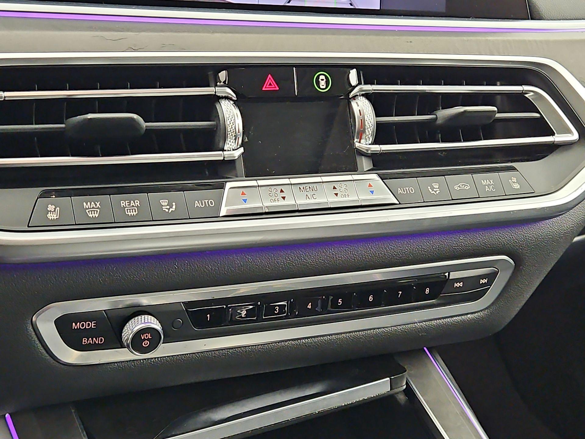 Thumbnail: 2020 BMW X7 - 17