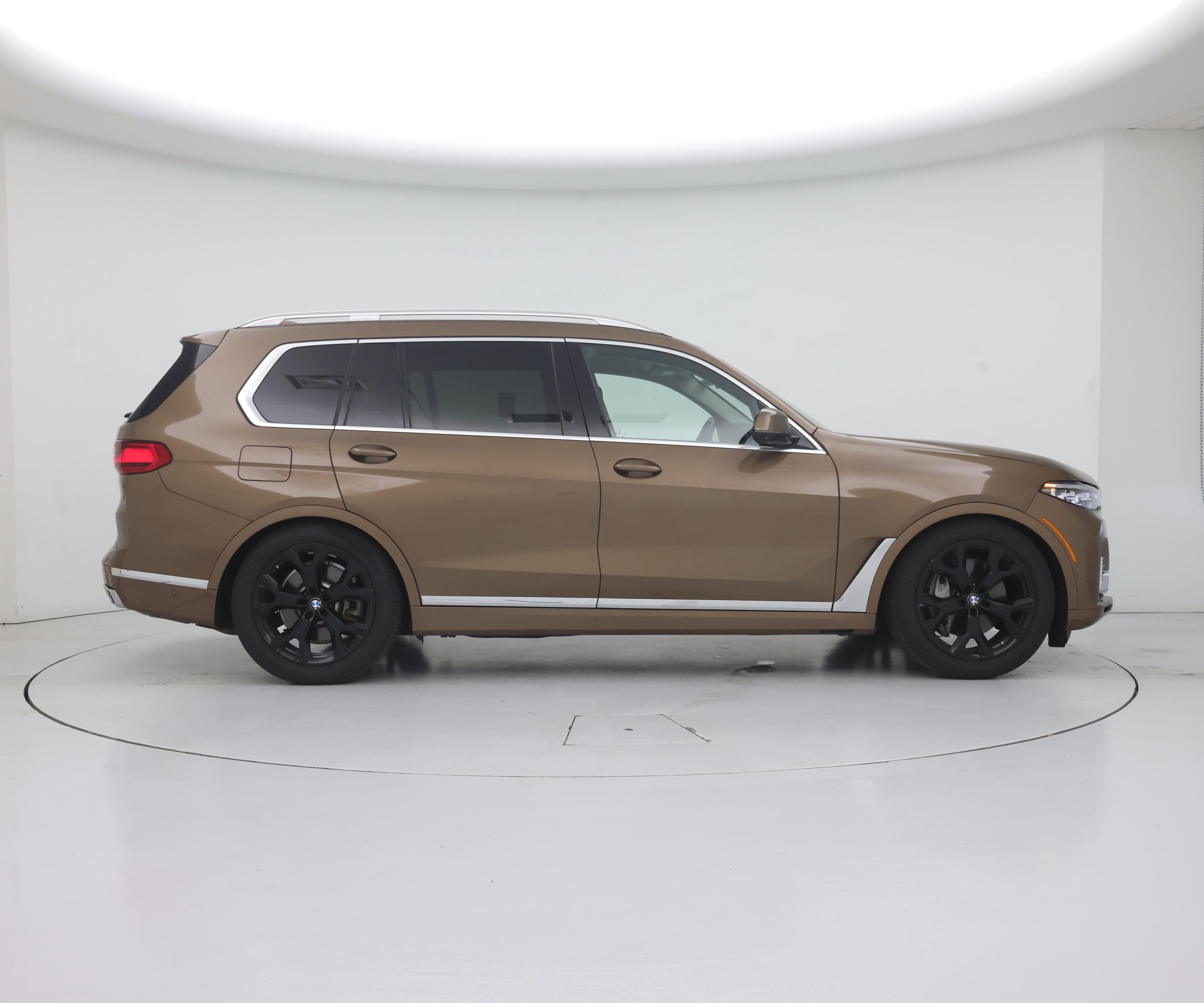 Thumbnail: 2020 BMW X7 - 7