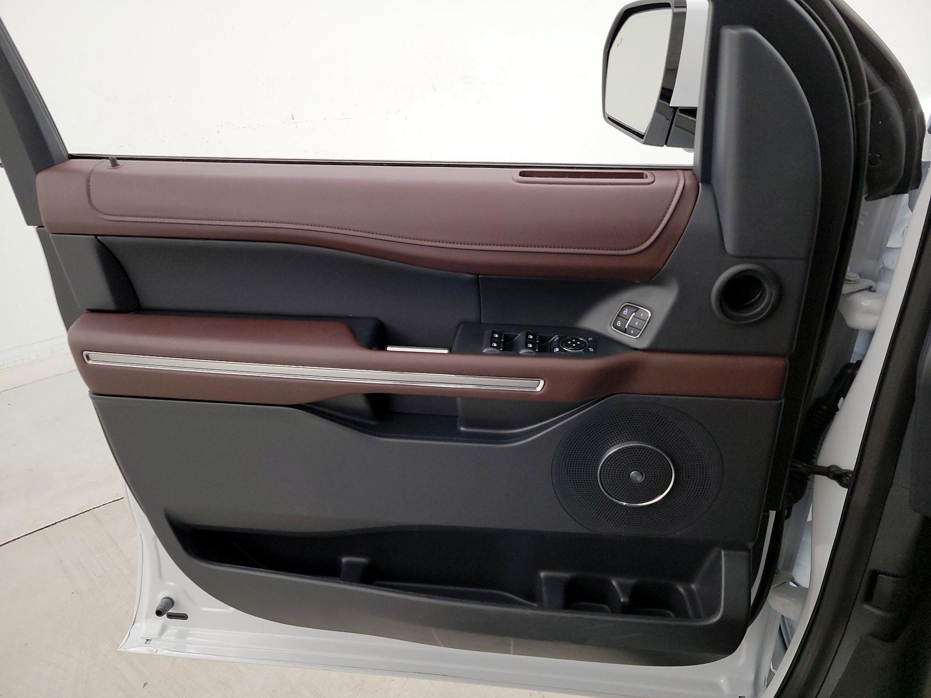 Thumbnail: 2024 Ford Expedition - 12