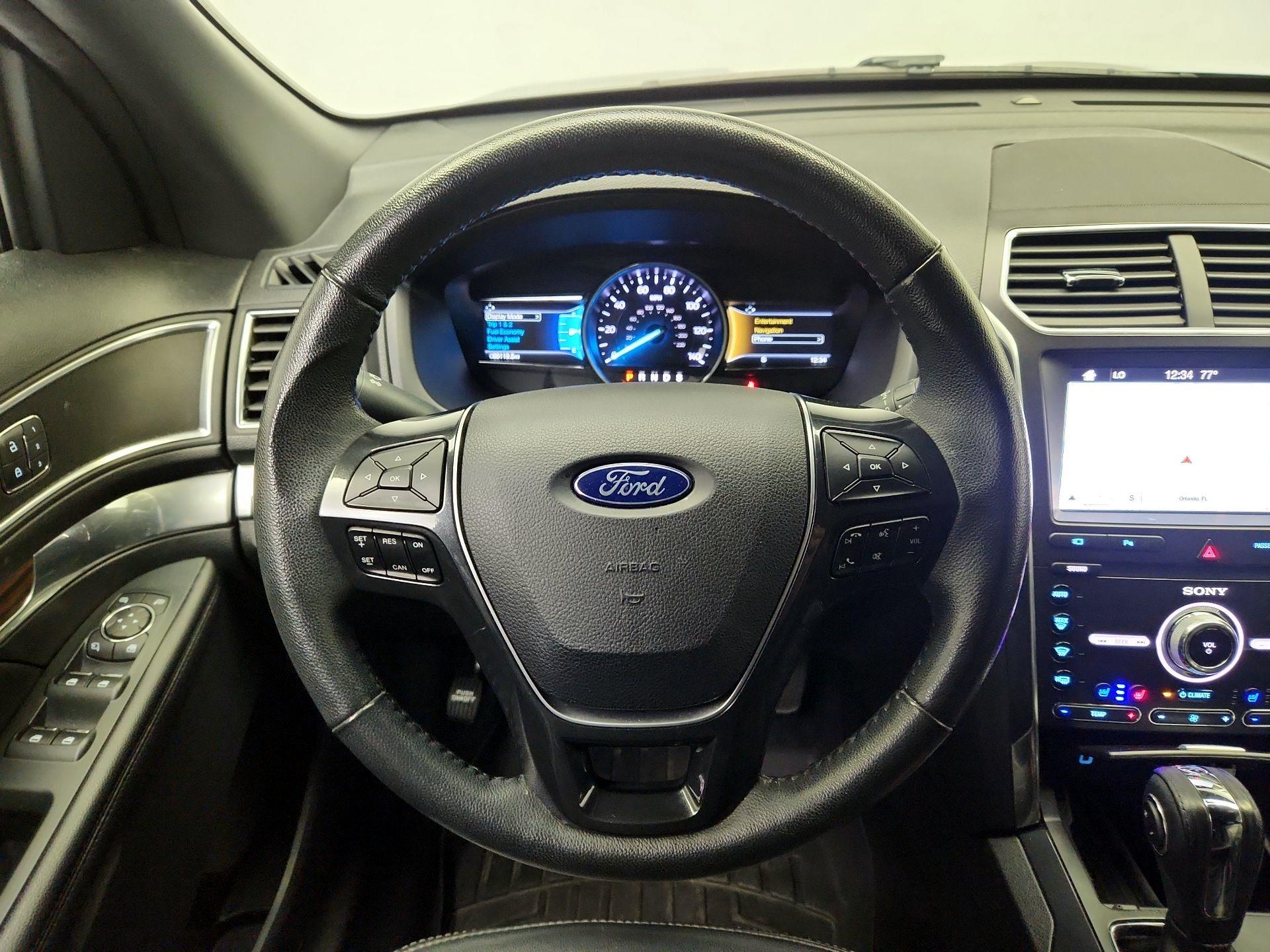 Thumbnail: 2019 Ford Explorer - 10