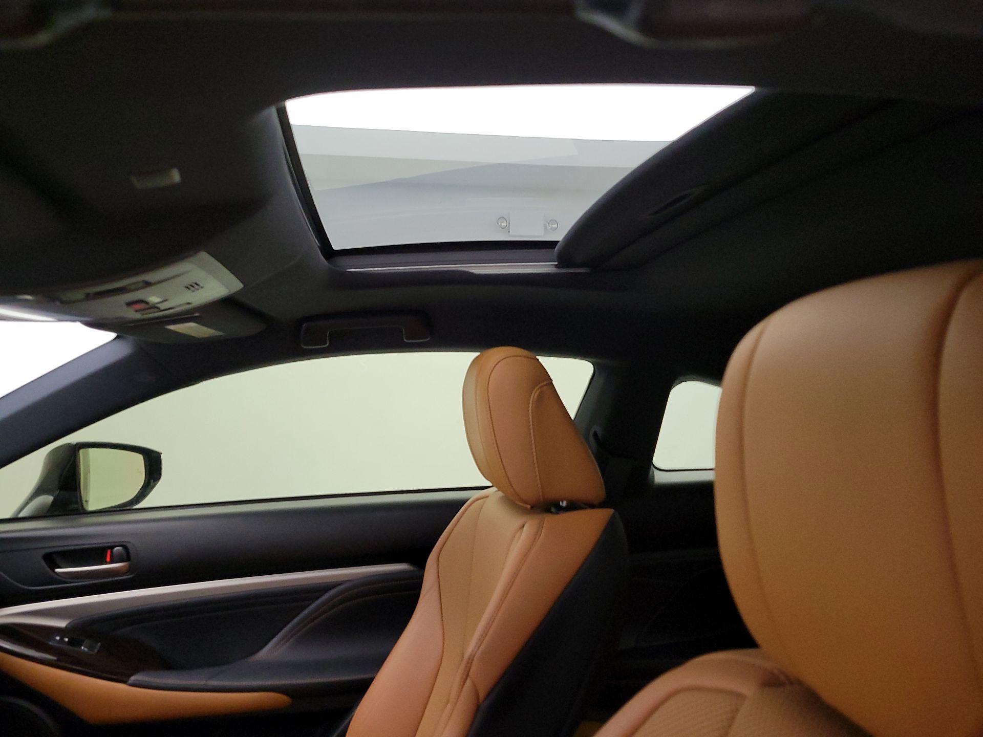 Thumbnail: 2019 Lexus RC - 18