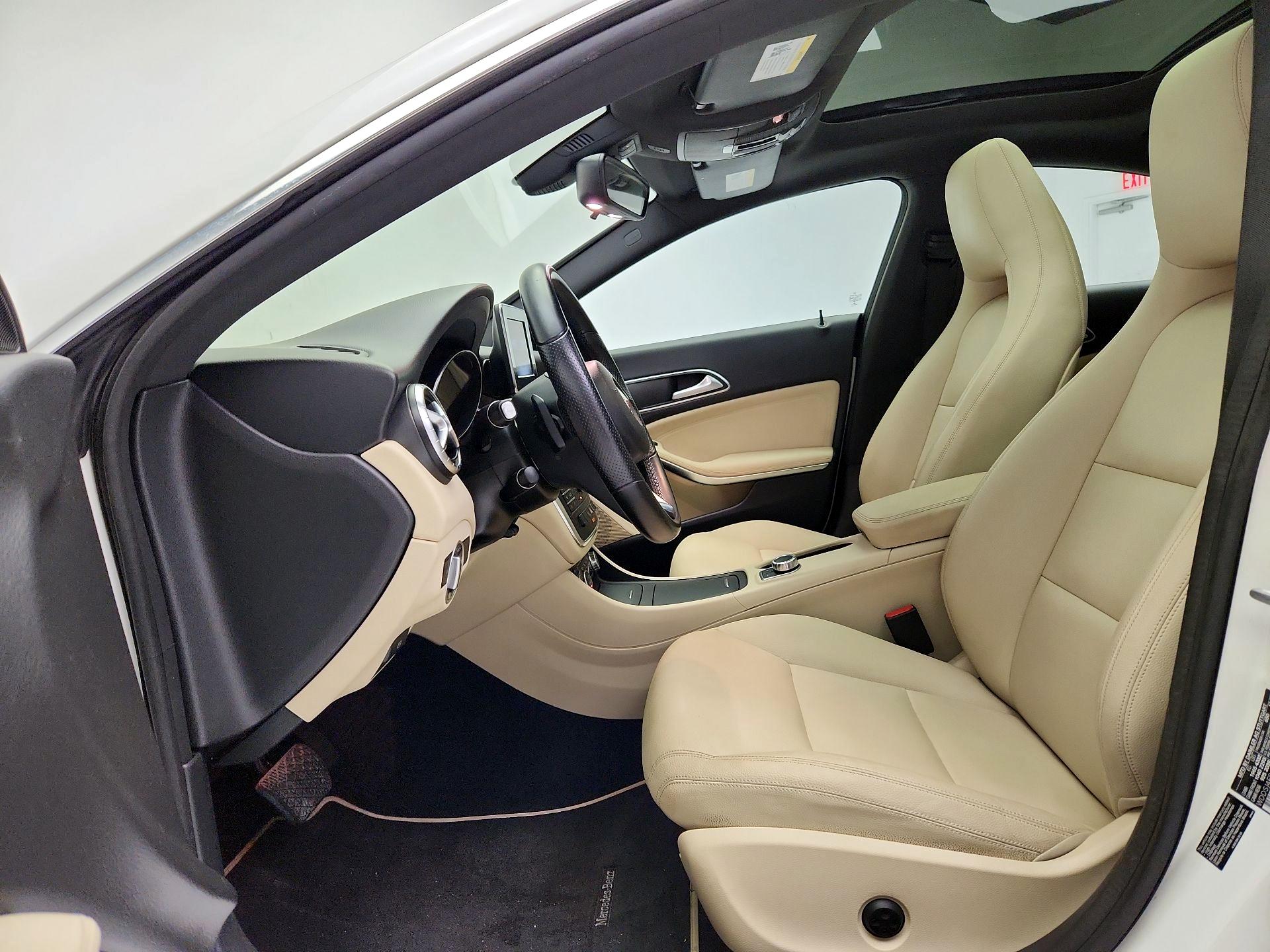 Thumbnail: 2015 Mercedes-Benz CLA - 11