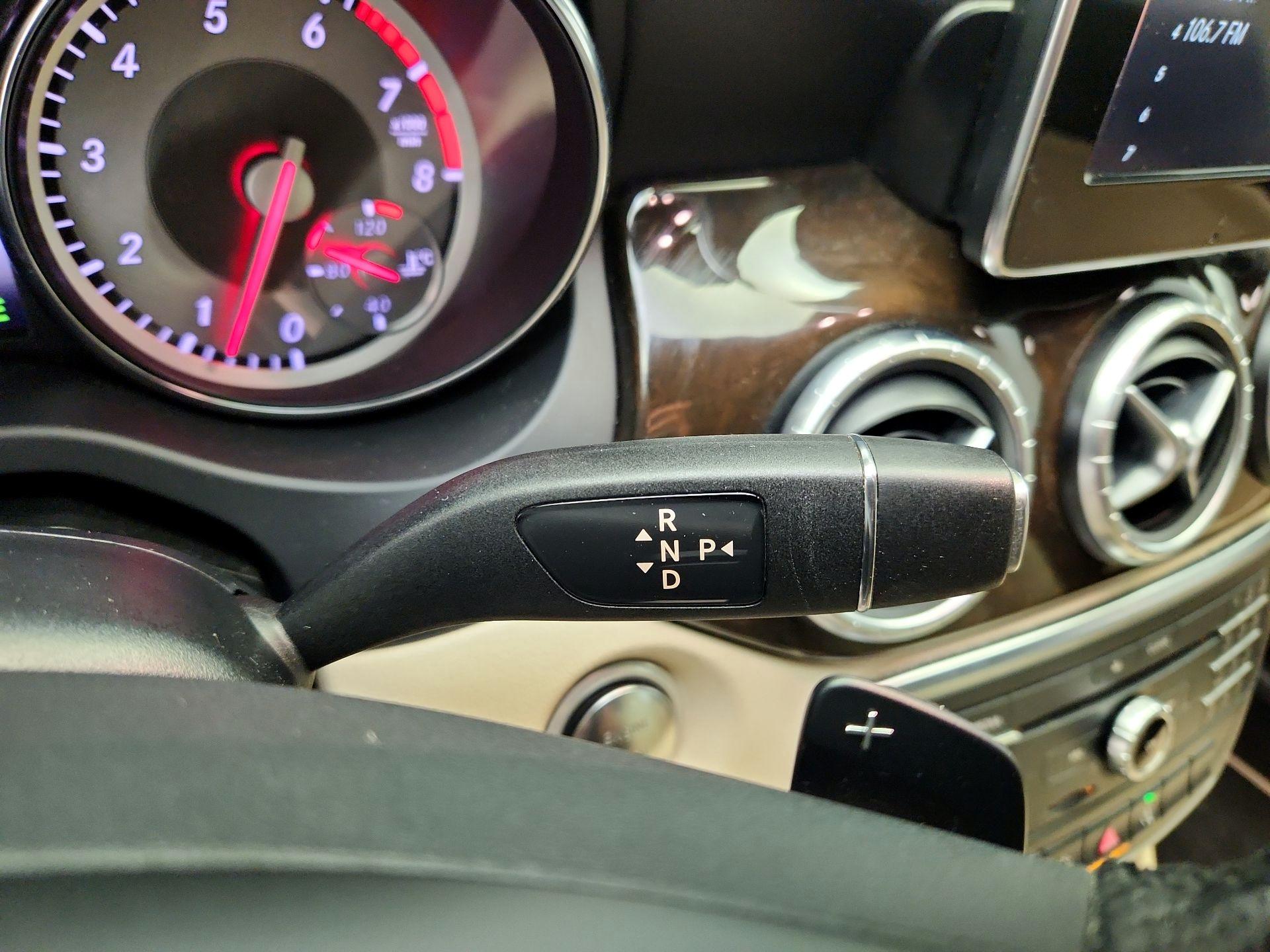 Thumbnail: 2015 Mercedes-Benz CLA - 16