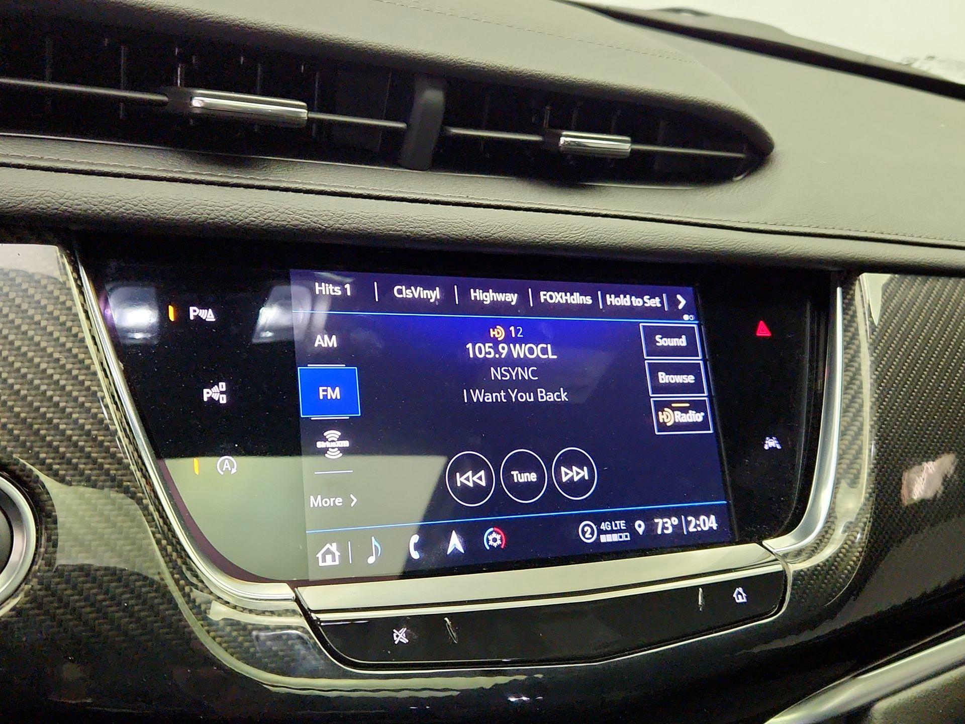 Thumbnail: 2025 Cadillac XT6 - 16