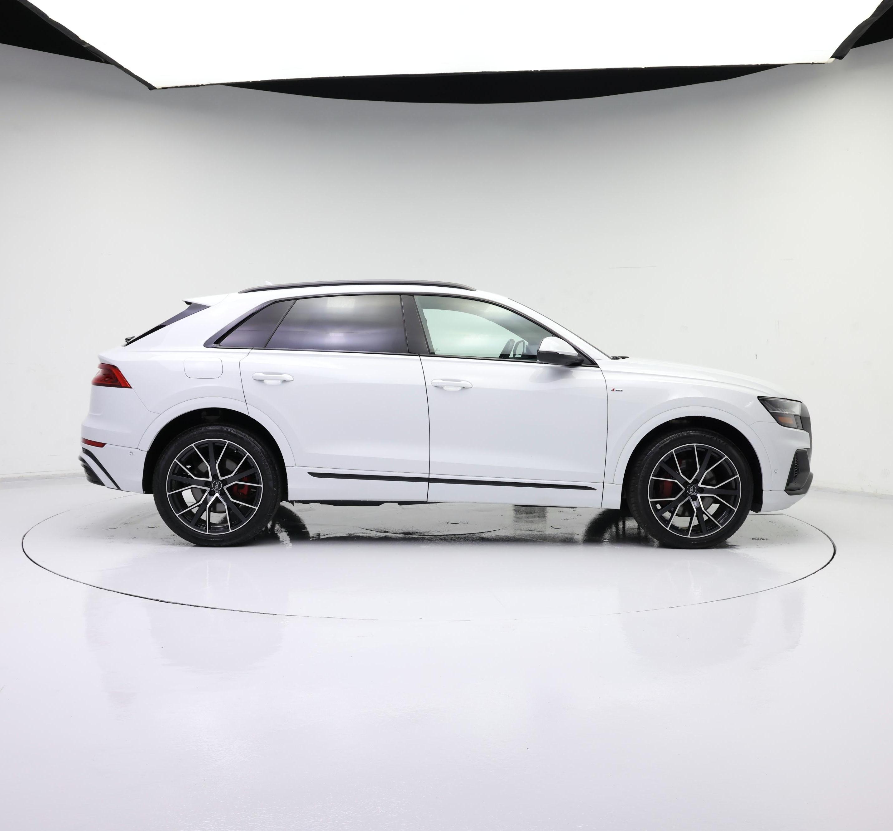 Thumbnail: 2021 Audi Q8 - 7