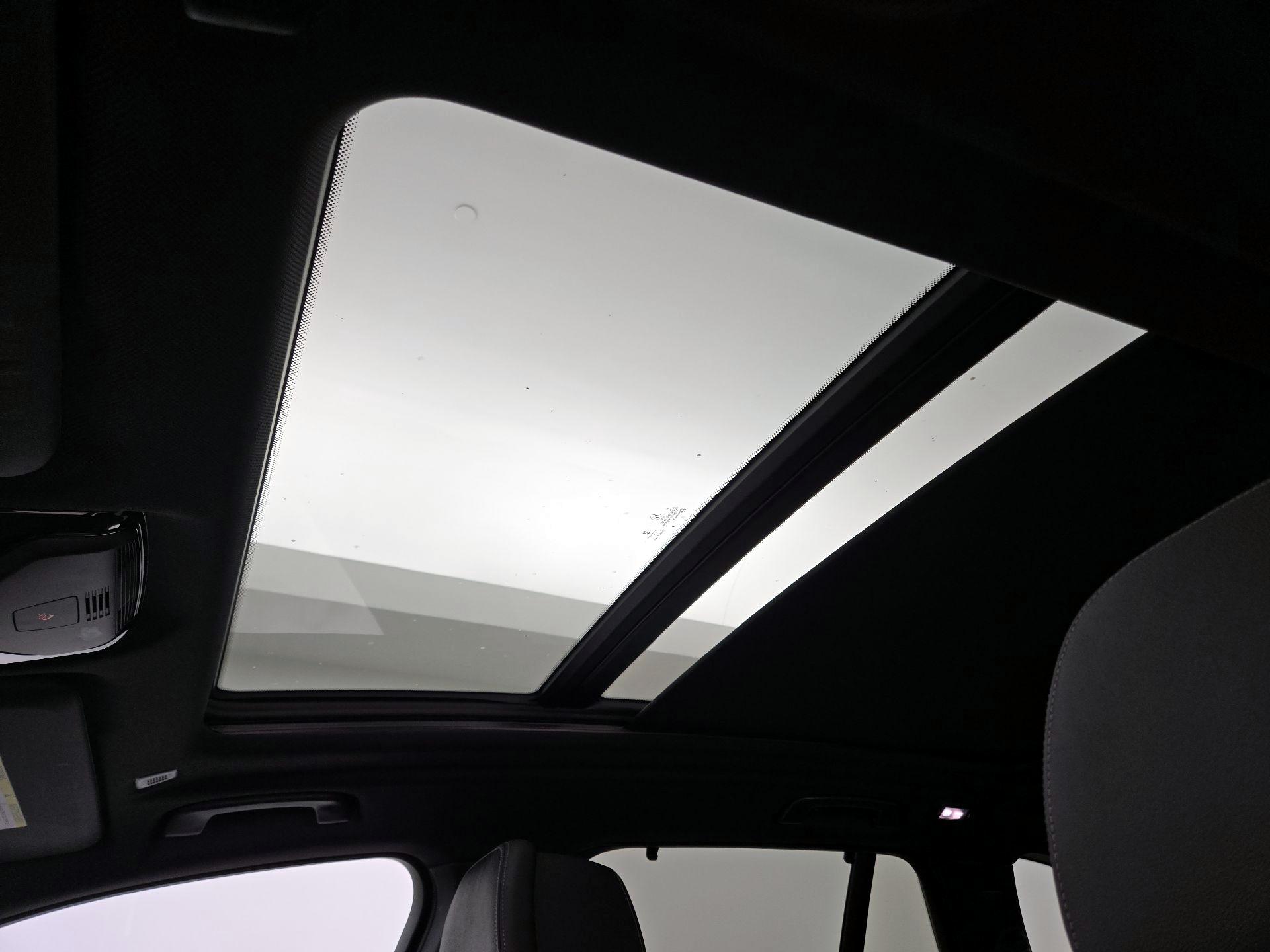 Thumbnail: 2022 BMW X5 - 20