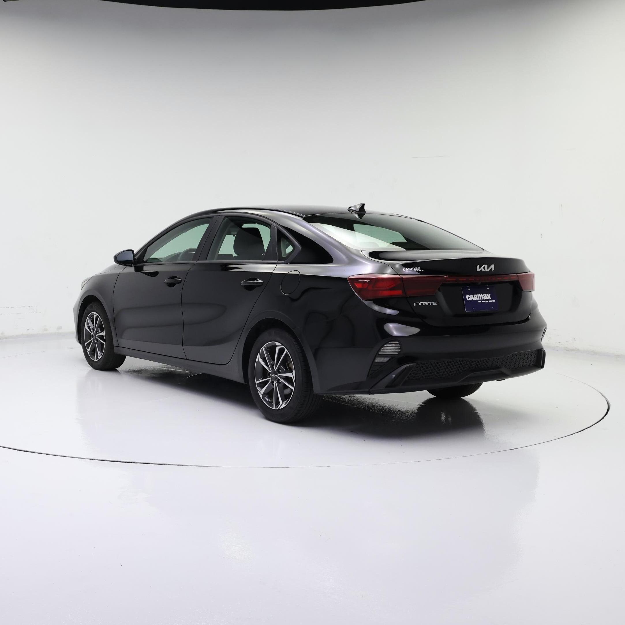 Thumbnail: 2024 Kia Forte - 2