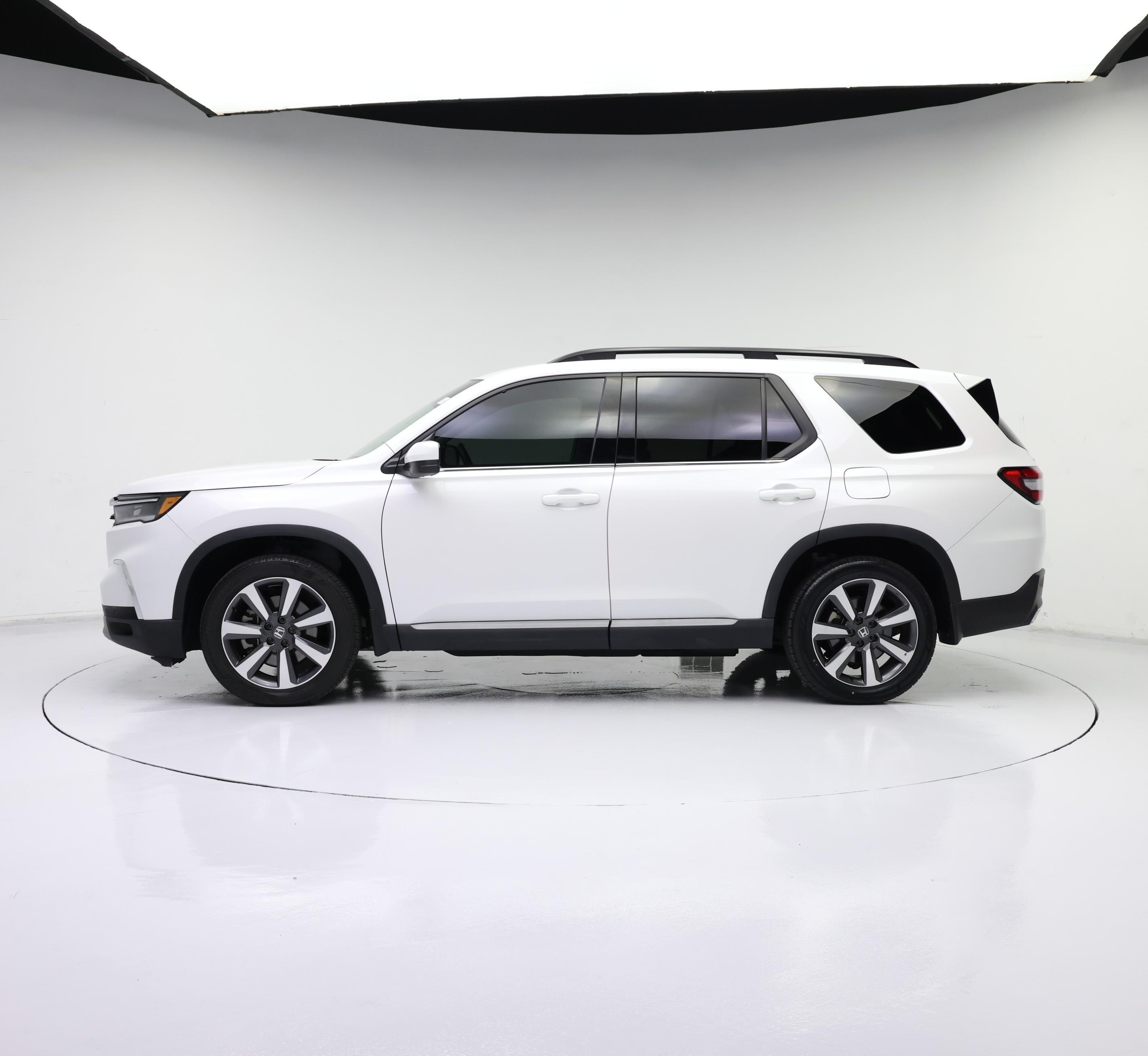 Thumbnail: 2024 Honda Pilot - 3