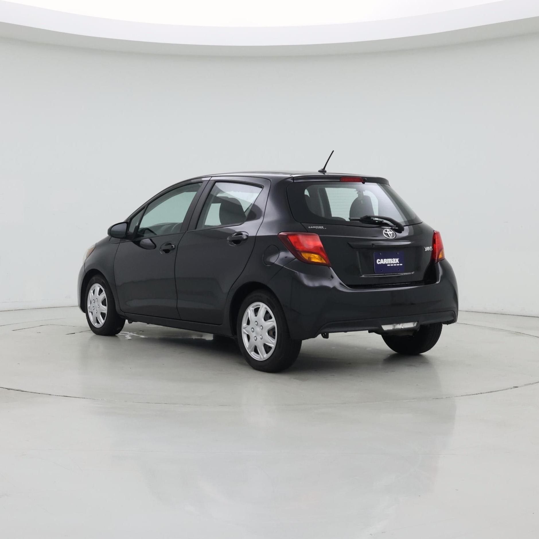 Thumbnail: 2017 Toyota Yaris - 2