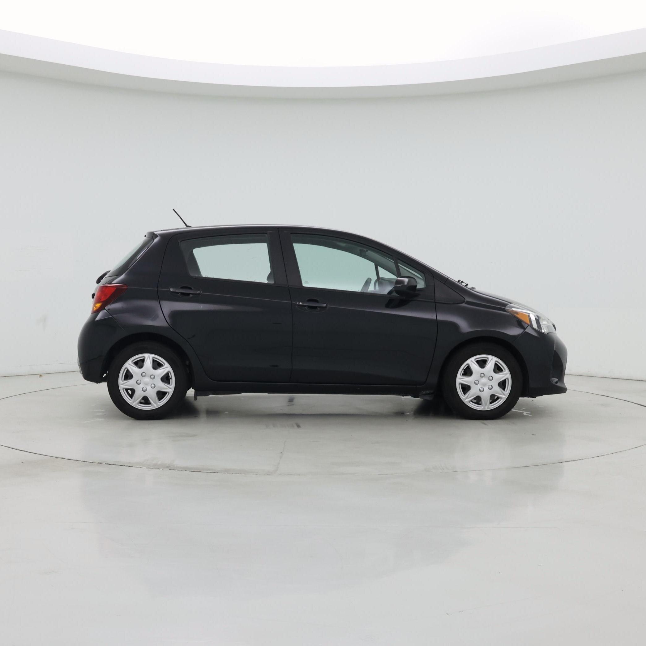 Thumbnail: 2017 Toyota Yaris - 7