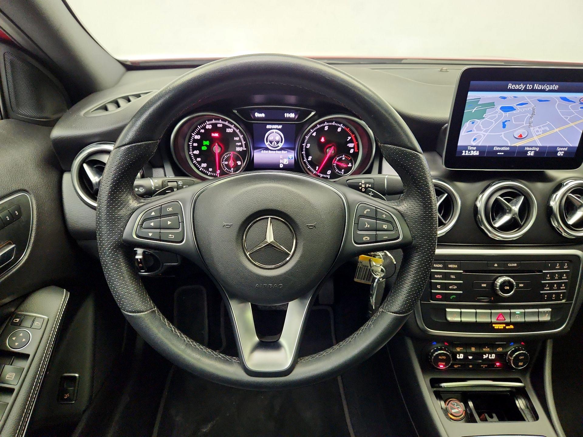 Thumbnail: 2019 Mercedes-Benz GLA - 10