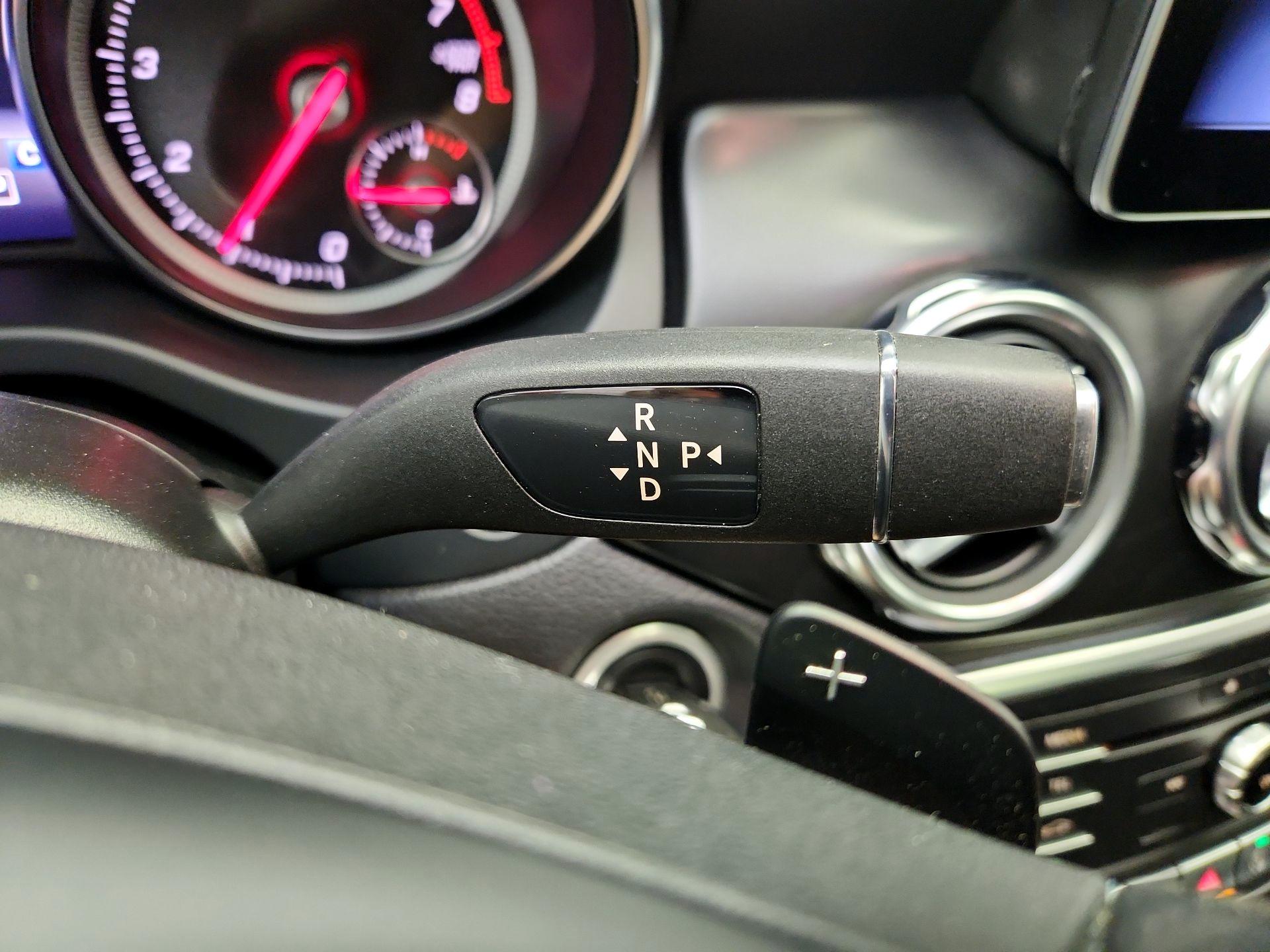 Thumbnail: 2019 Mercedes-Benz GLA - 18