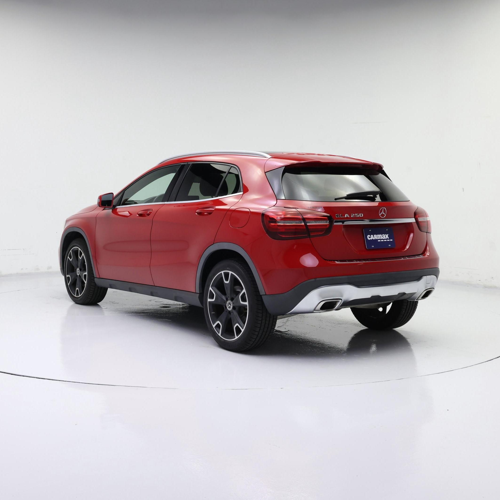 Thumbnail: 2019 Mercedes-Benz GLA - 2