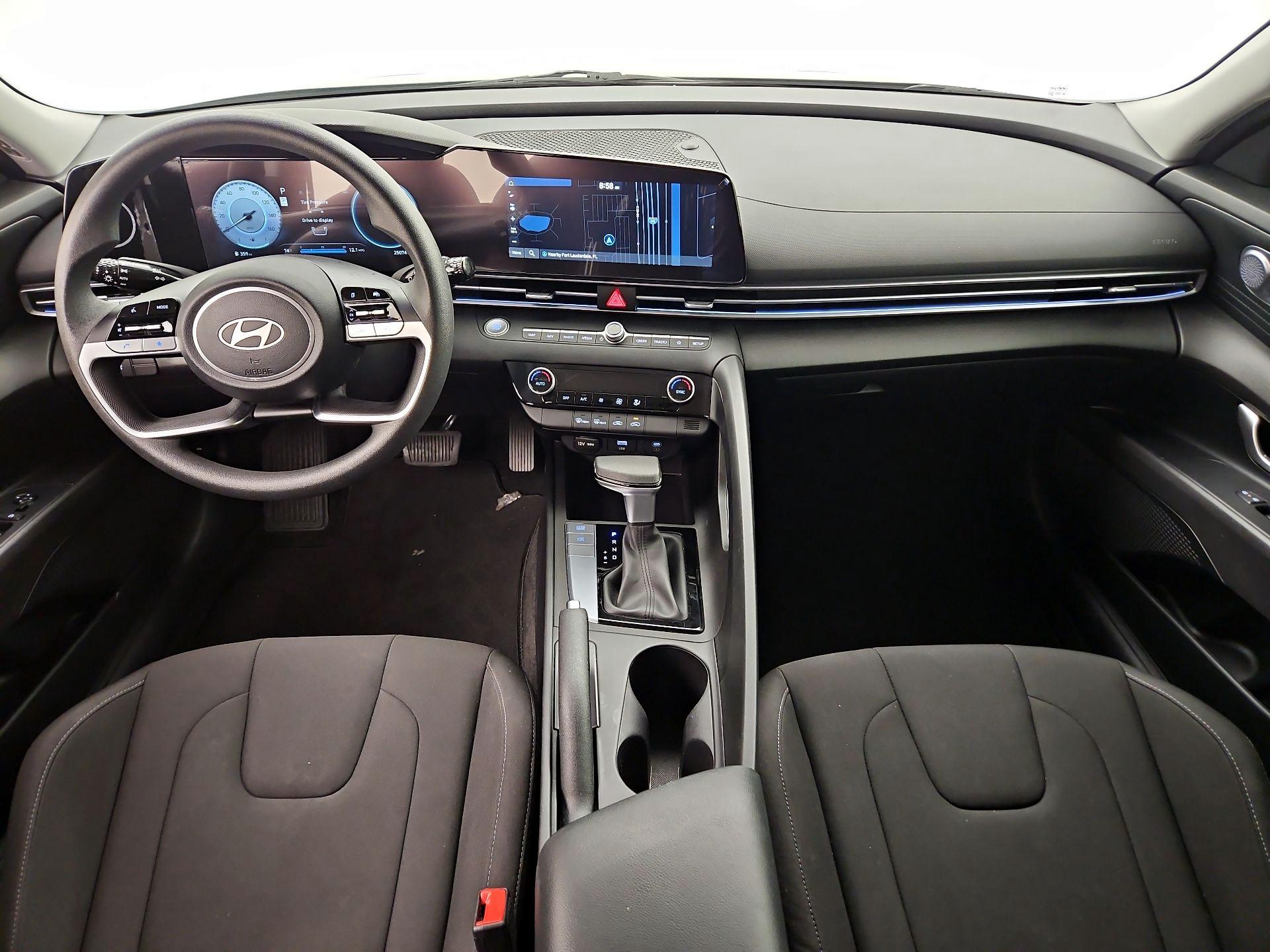 Thumbnail: 2024 Hyundai Elantra - 9