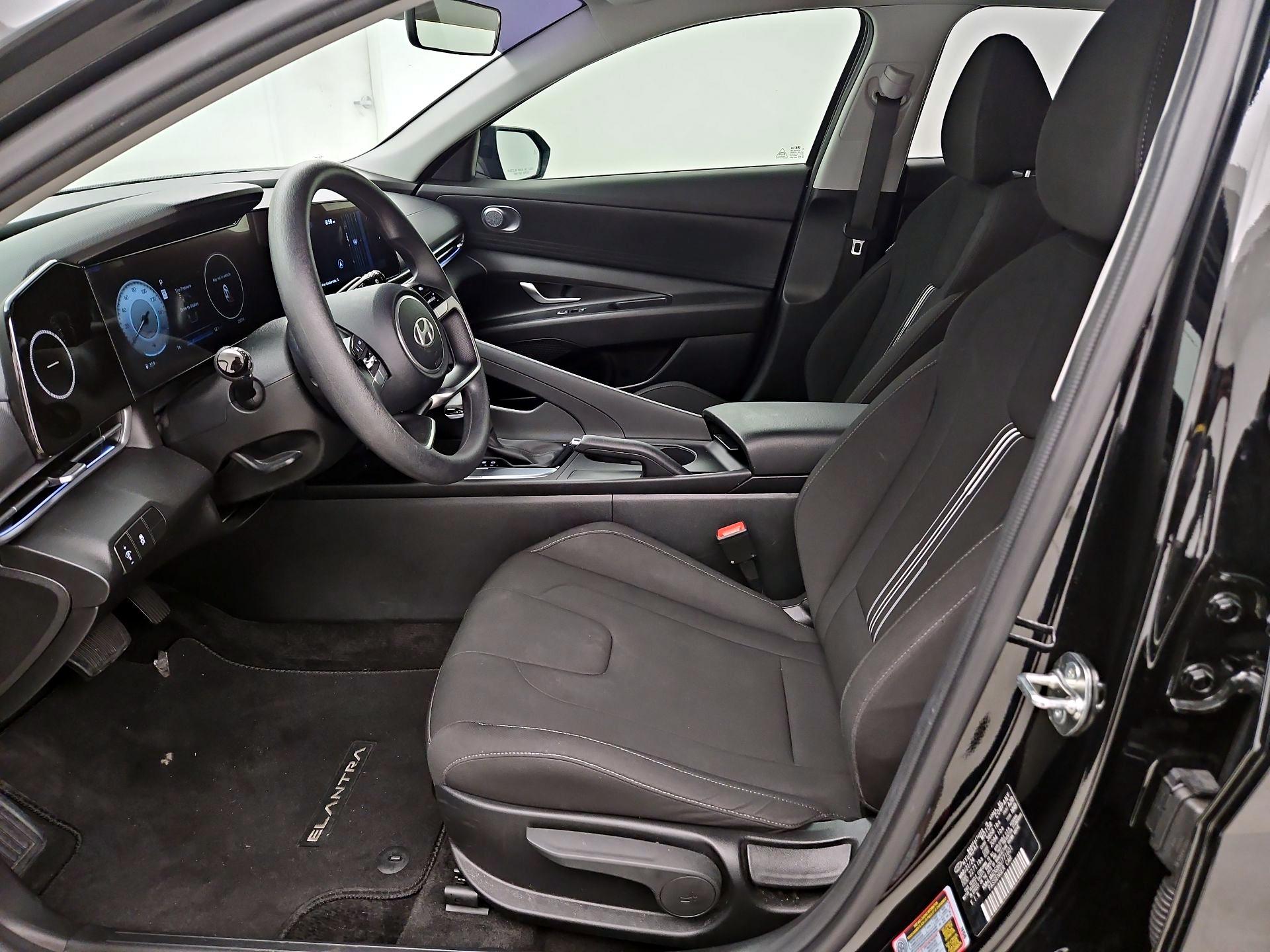 Thumbnail: 2024 Hyundai Elantra - 11