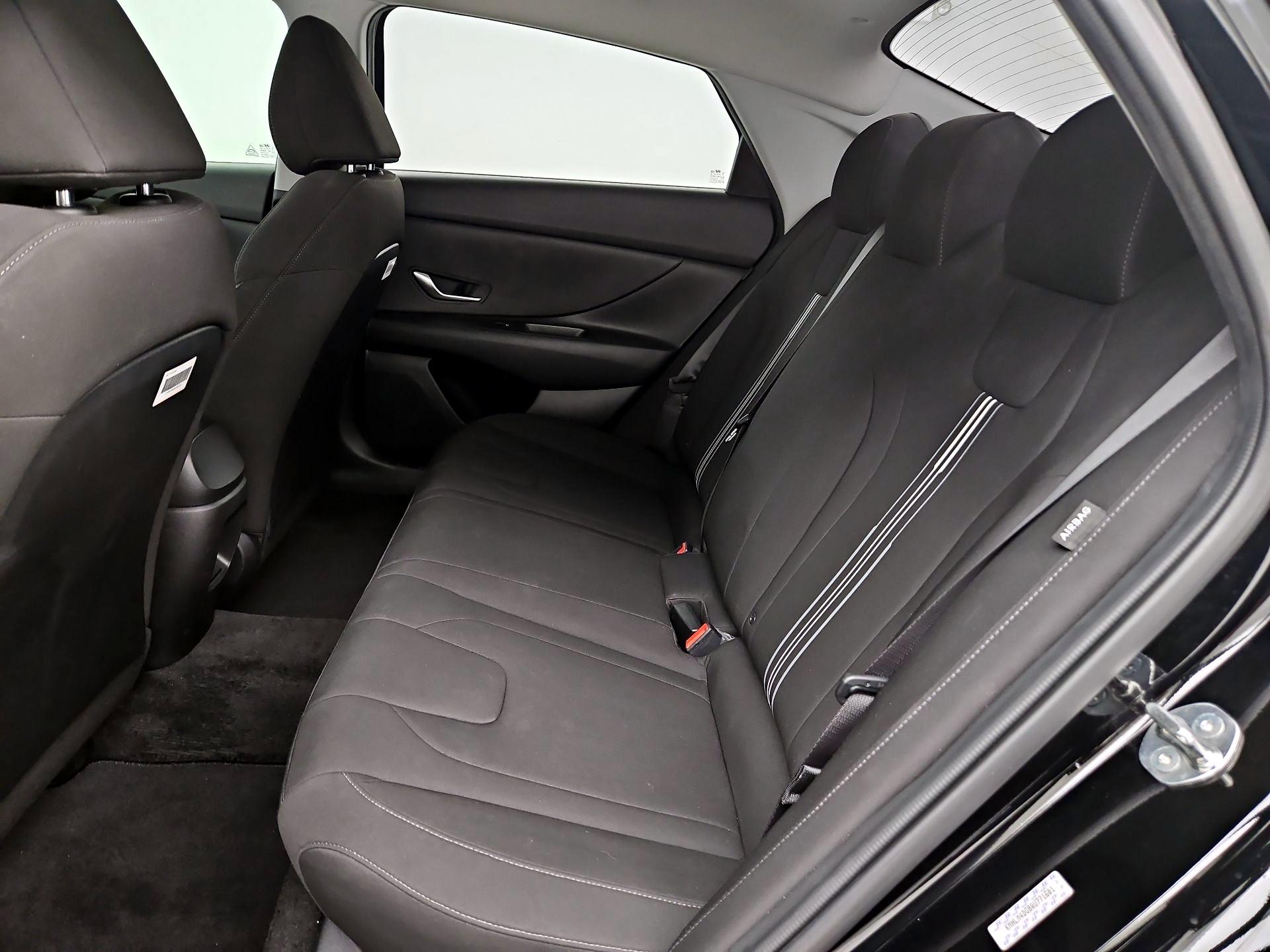 Thumbnail: 2024 Hyundai Elantra - 20