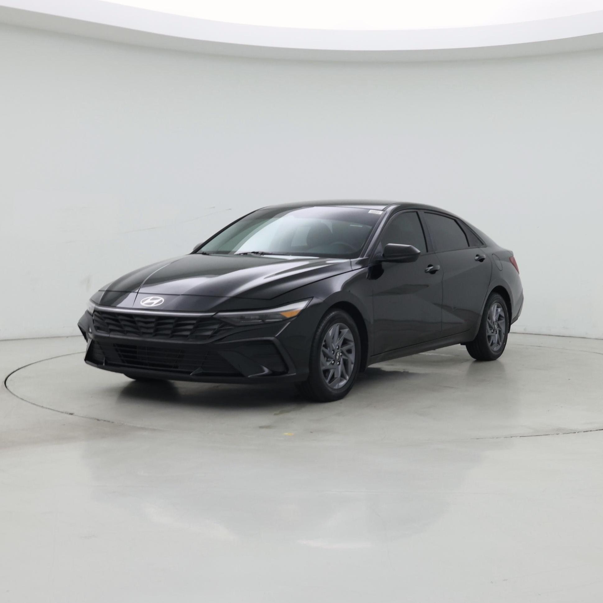 Thumbnail: 2024 Hyundai Elantra - 4
