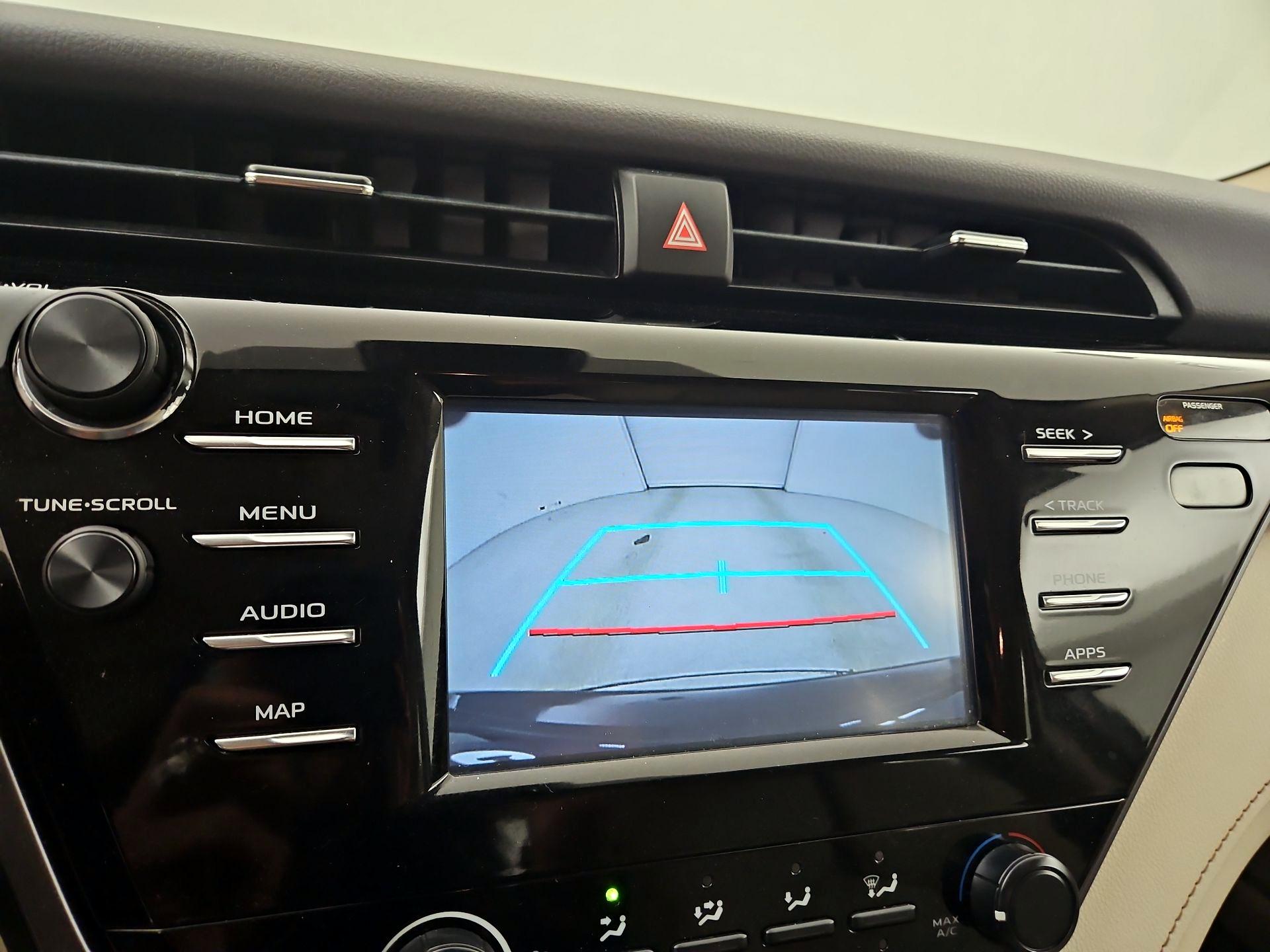Thumbnail: 2019 Toyota Camry - 14