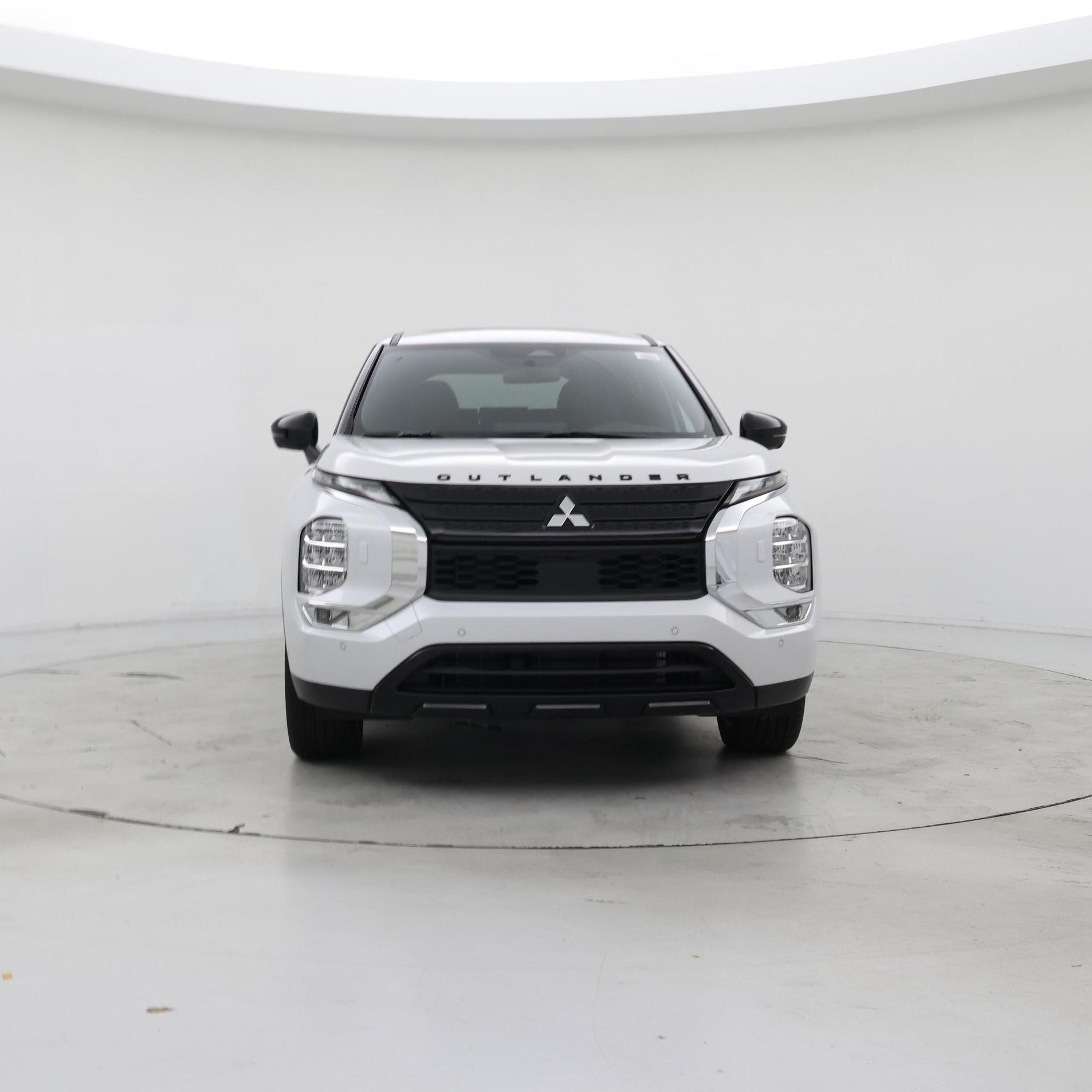 Thumbnail: 2024 Mitsubishi Outlander - 5