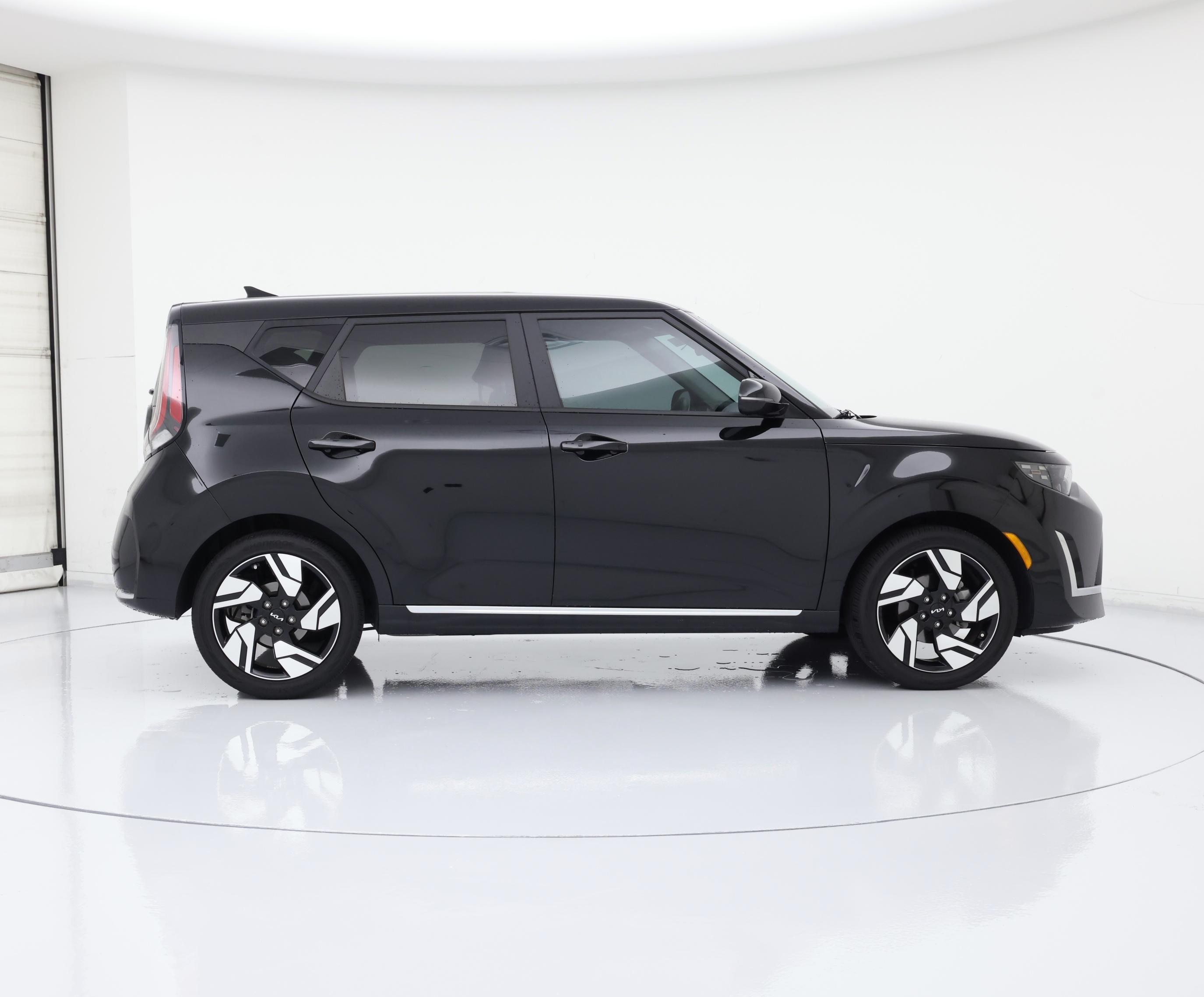 Thumbnail: 2023 Kia Soul - 7
