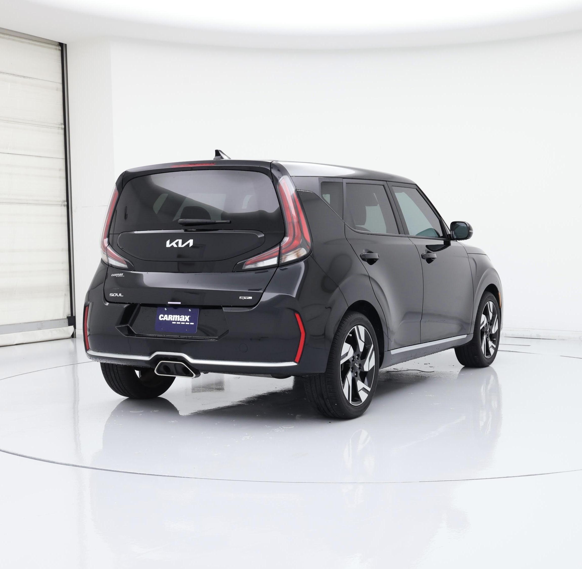 Thumbnail: 2023 Kia Soul - 8
