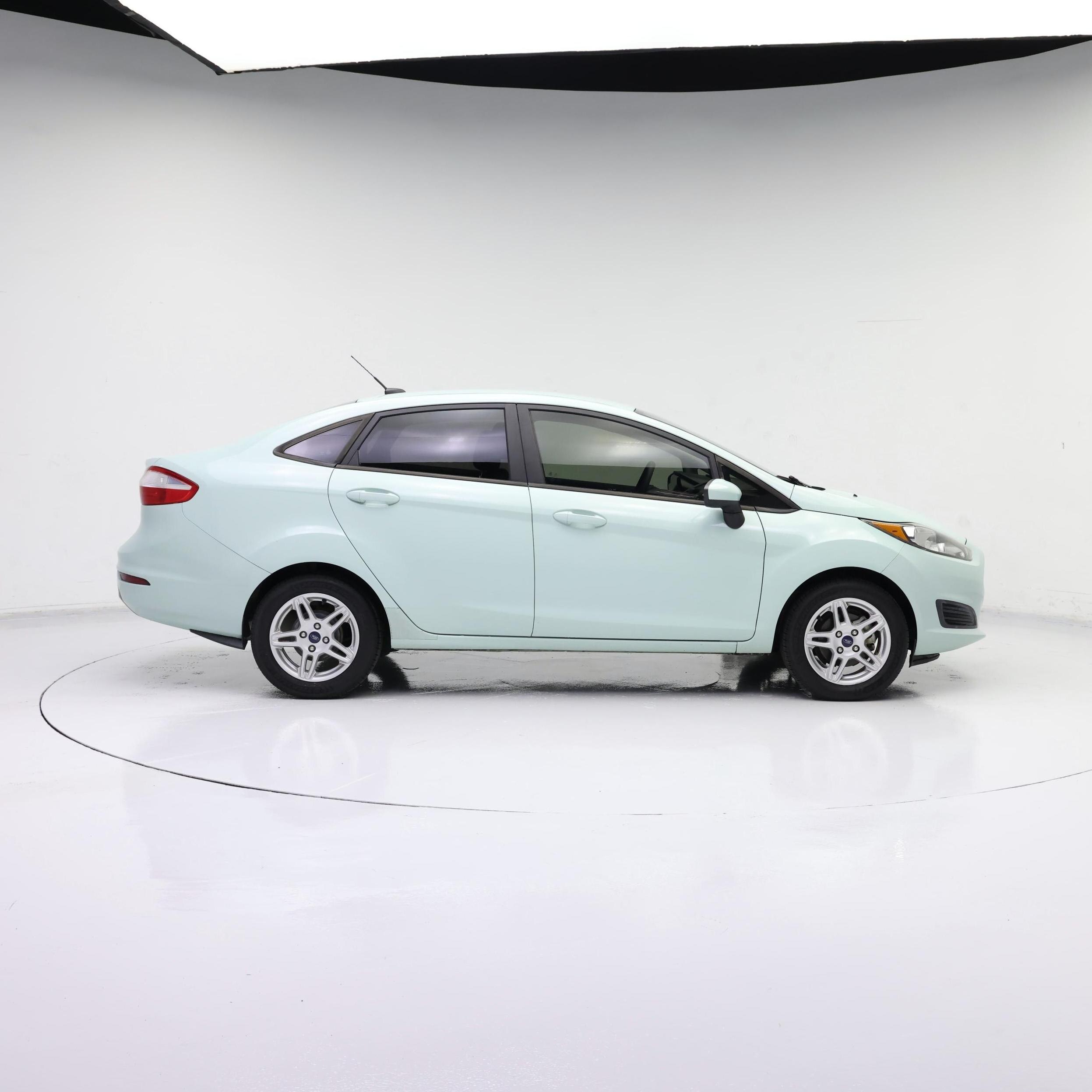 Thumbnail: 2017 Ford Fiesta - 7