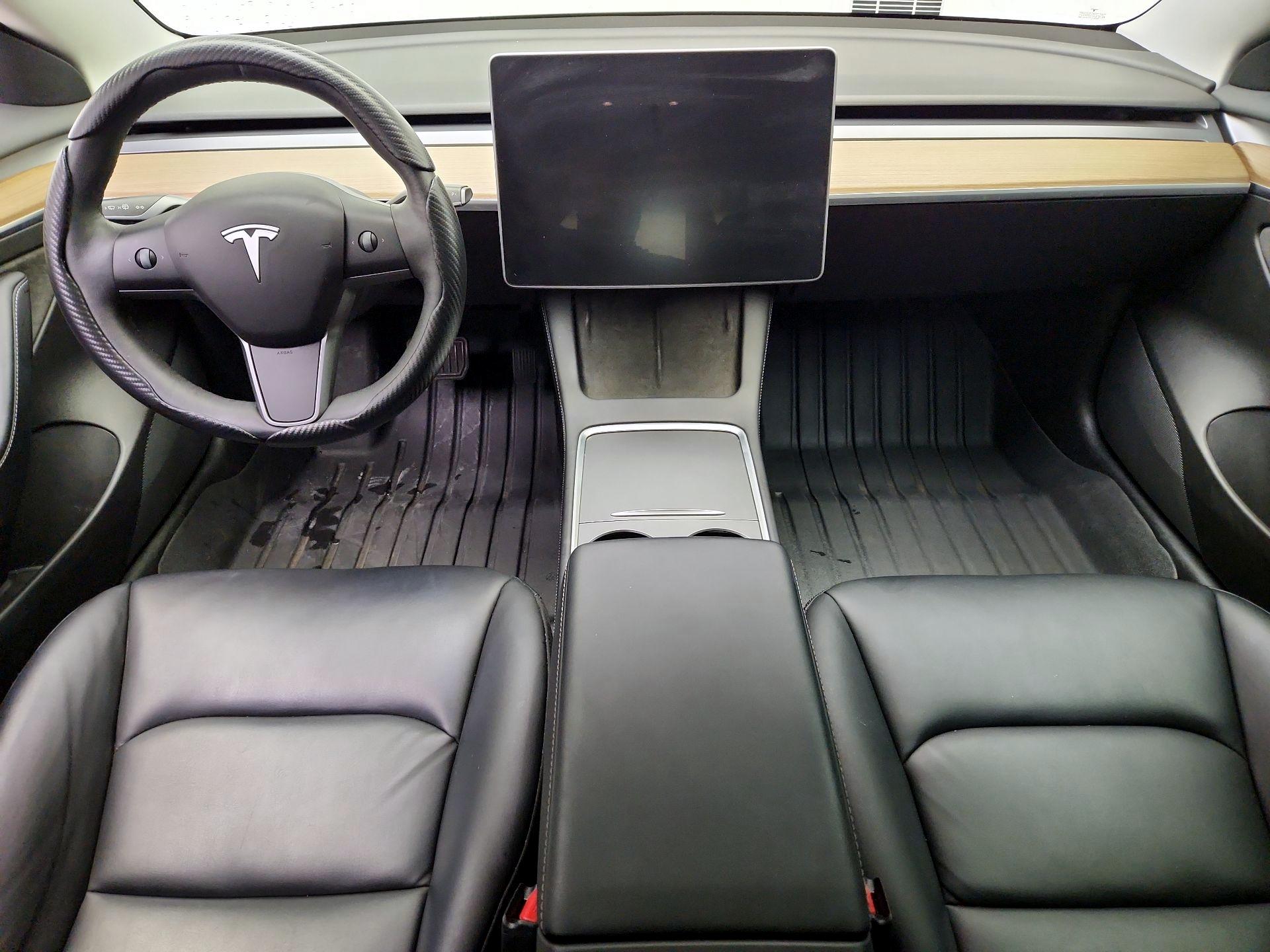 Thumbnail: 2021 Tesla Model 3 - 9