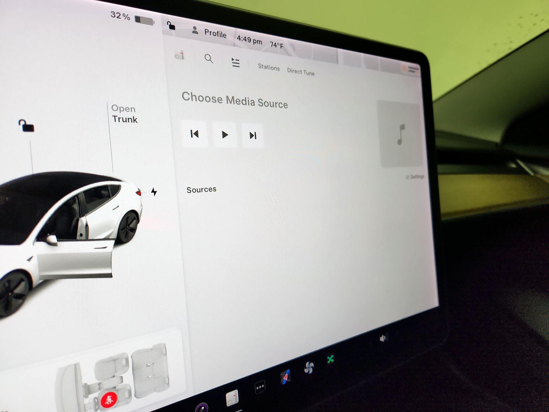 Thumbnail: 2021 Tesla Model 3 - 15