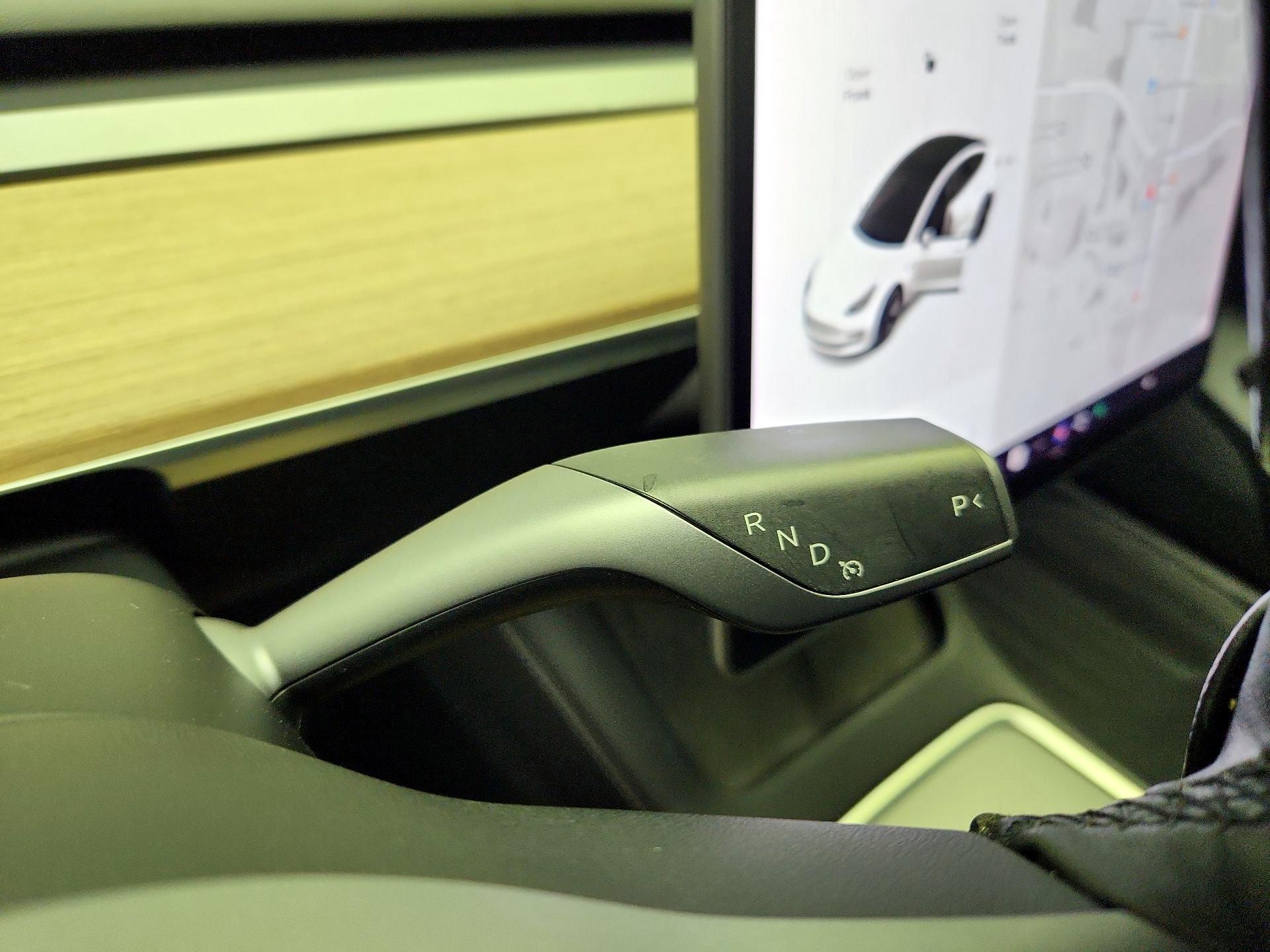 Thumbnail: 2021 Tesla Model 3 - 17