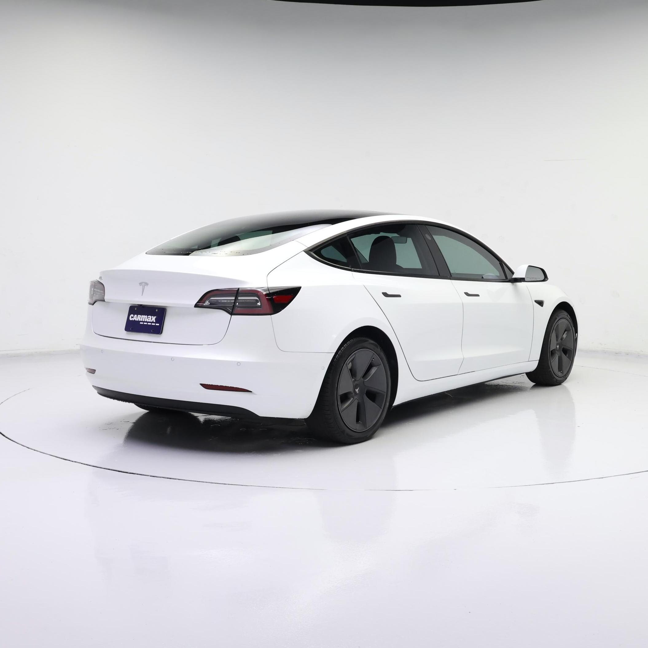 Thumbnail: 2021 Tesla Model 3 - 8
