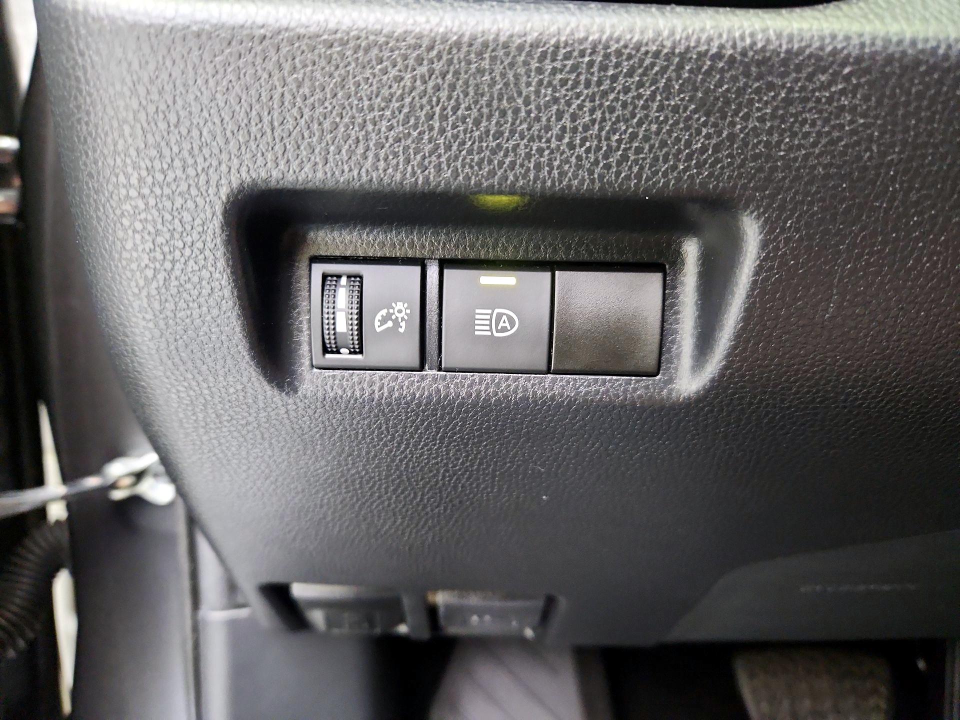 Thumbnail: 2021 Toyota RAV4 - 13