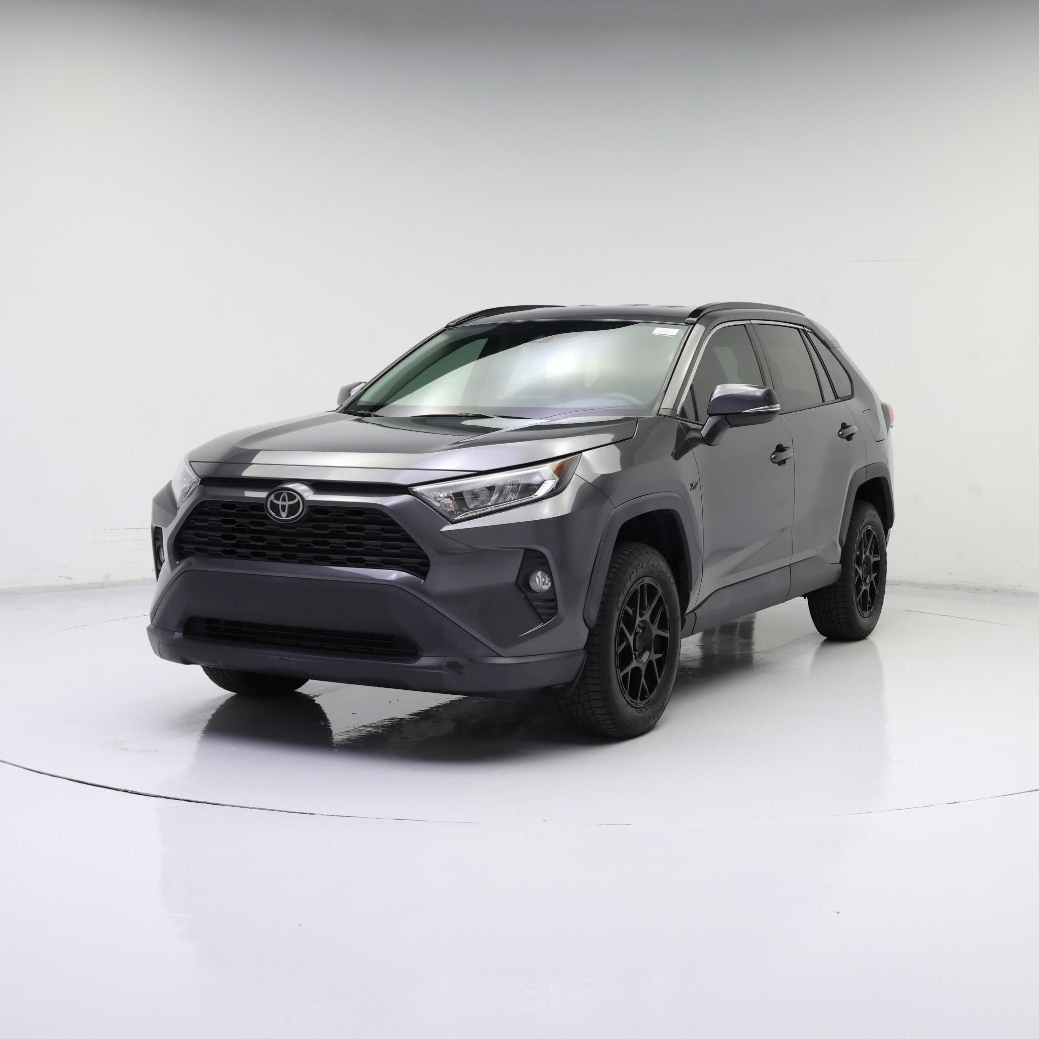 Thumbnail: 2021 Toyota RAV4 - 4